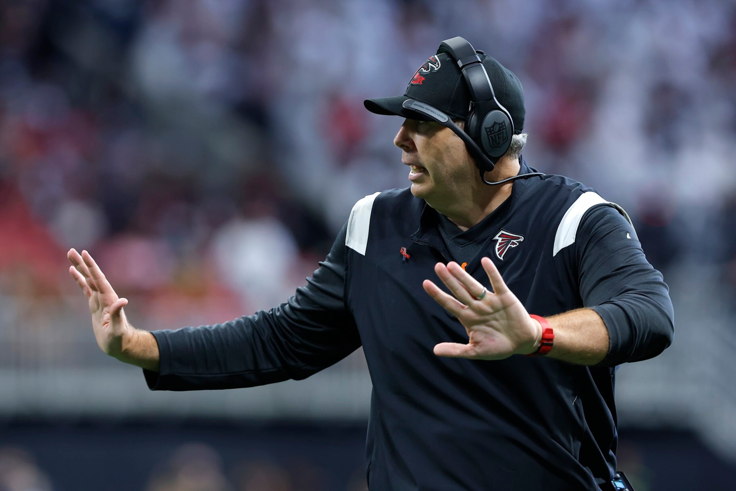 ATLANTA, GEORGIA - SEPTEMBER 11: Head coach Arthur Smith of the Atlanta Falcons reacts during the second quarter against the New Orleans Saints at Mercedes-Benz Stadium on September 11, 2022 in Atlanta, Georgia. (Photo by Todd Kirkland/Getty Images)