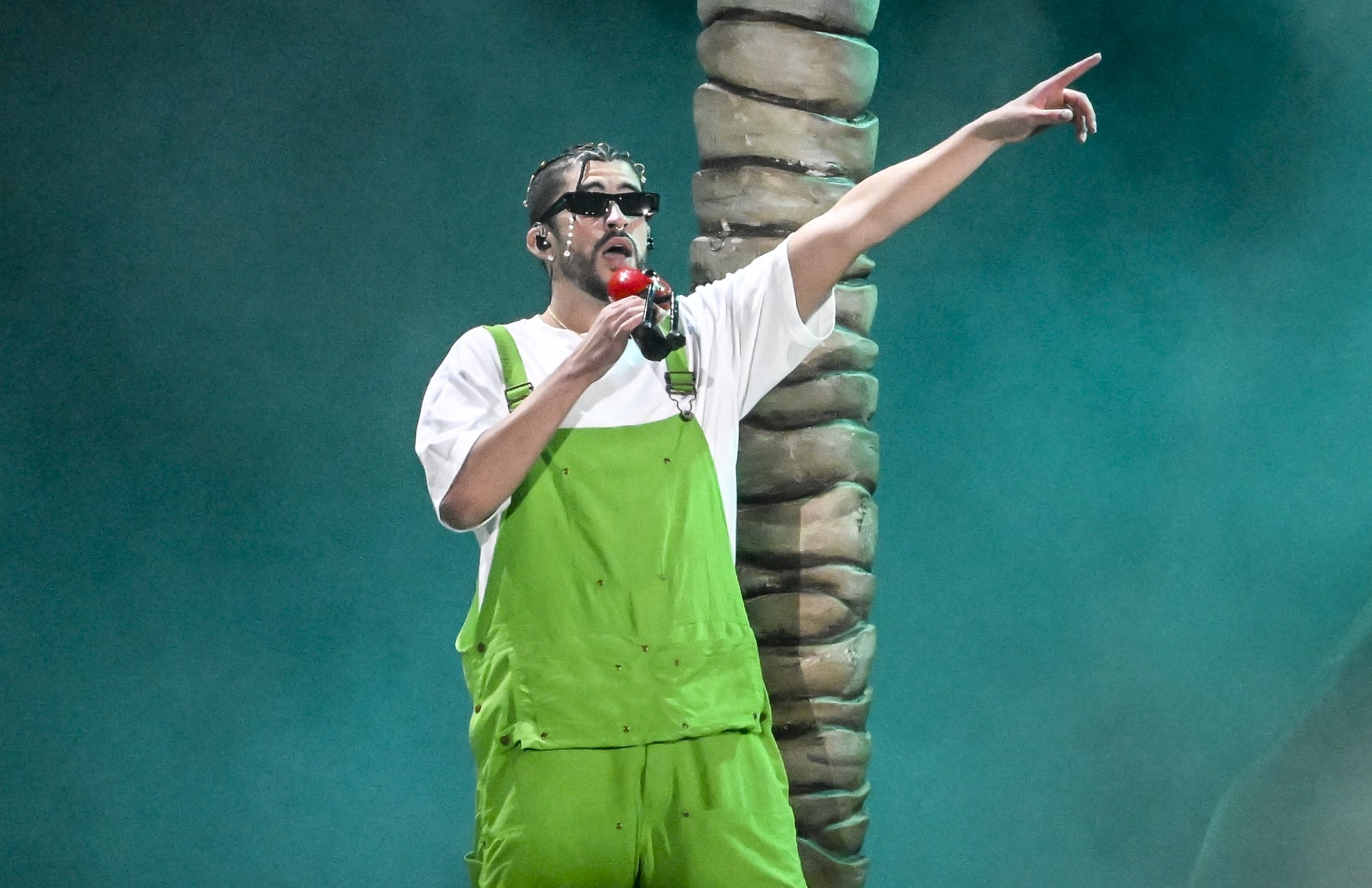 OAKLAND, CALIFORNIA - SEPTEMBER 14: Bad Bunny performs at RingCentral Coliseum on September 14, 2022 in Oakland, California. (Photo by Steve Jennings/Getty Images)