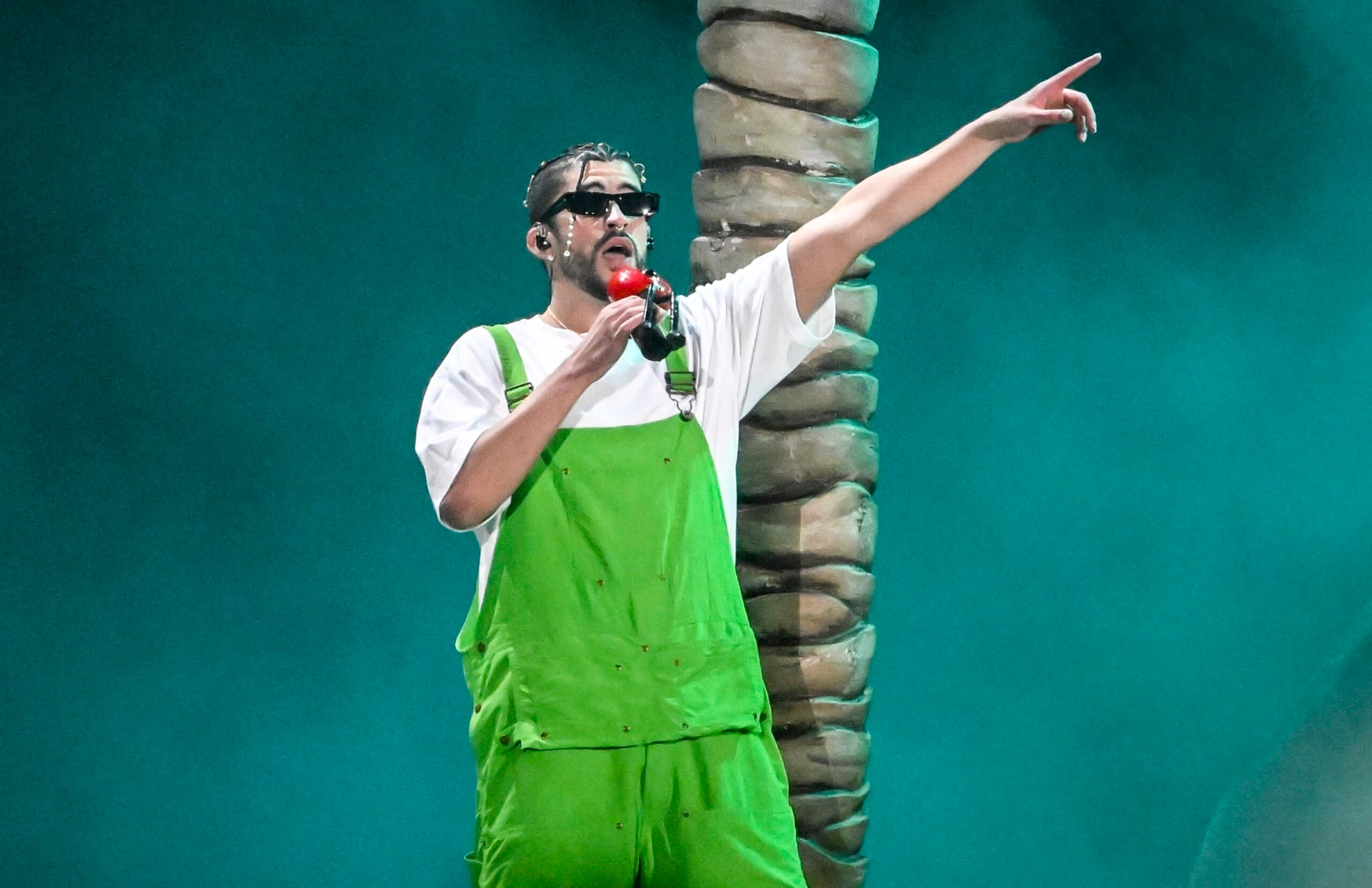 OAKLAND, CALIFORNIA - SEPTEMBER 14: Bad Bunny performs at RingCentral Coliseum on September 14, 2022 in Oakland, California. (Photo by Steve Jennings/Getty Images)