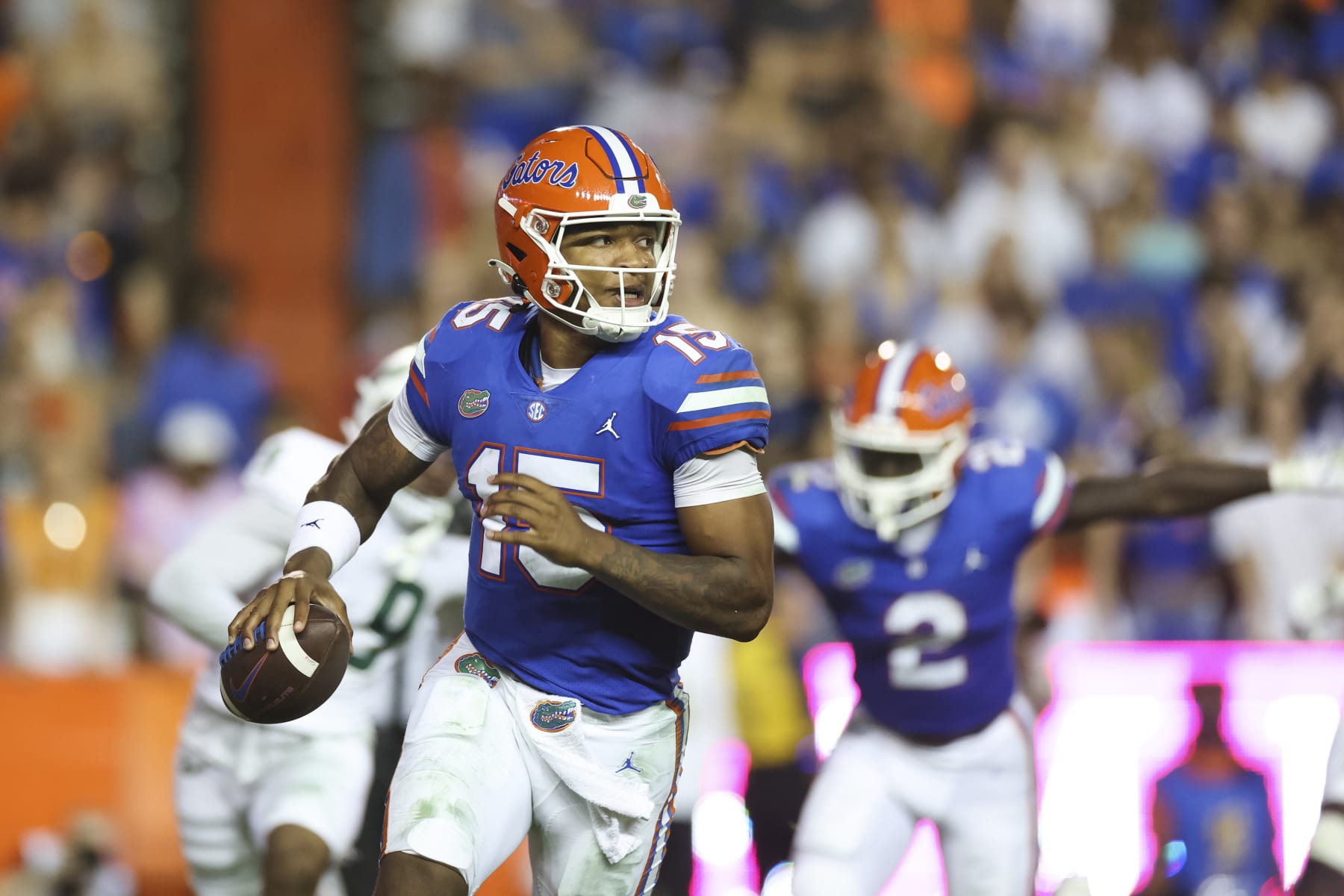 GAINESVILLE, FLORIDA - SEPTEMBER 17: Anthony Richardson #15 of the Florida Gators throws a pass during the 4th quarter of a game against the South Florida Bulls at Ben Hill Griffin Stadium on September 17, 2022 in Gainesville, Florida. (Photo by James Gilbert/Getty Images)
