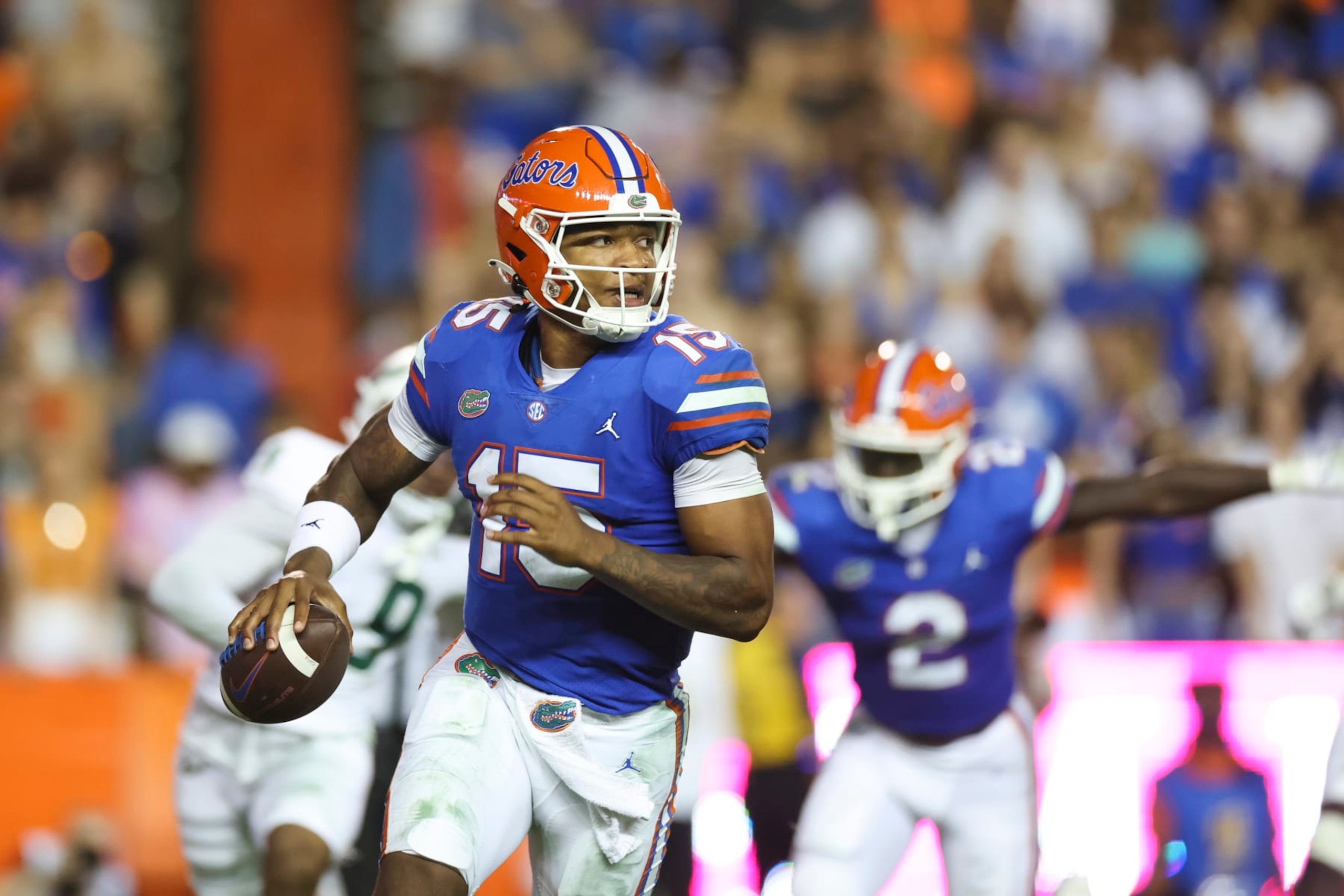 GAINESVILLE, FLORIDA - SEPTEMBER 17: Anthony Richardson #15 of the Florida Gators throws a pass during the 4th quarter of a game against the South Florida Bulls at Ben Hill Griffin Stadium on September 17, 2022 in Gainesville, Florida. (Photo by James Gilbert/Getty Images) GAINESVILLE, FLORIDA - SEPTEMBER 17: Anthony Richardson #15 of the Florida Gators throws a pass during the 4th quarter of a game against the South Florida Bulls at Ben Hill Griffin Stadium on September 17, 2022 in Gainesville, Florida. (Photo by James Gilbert/Getty Images)