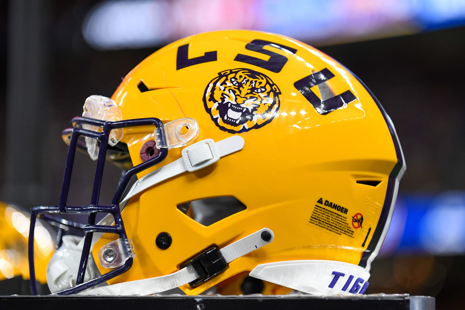 NEW ORLEANS, LA - SEPTEMBER 04: An LSU helmet sits on an equipment rack during the Allstate Louisiana Kickoff game between the Florida State Seminoles and the LSU Tigers at Caesars Superdome in New Orleans, LA. (Photo by Kevin Langley/Icon Sportswire via Getty Images)