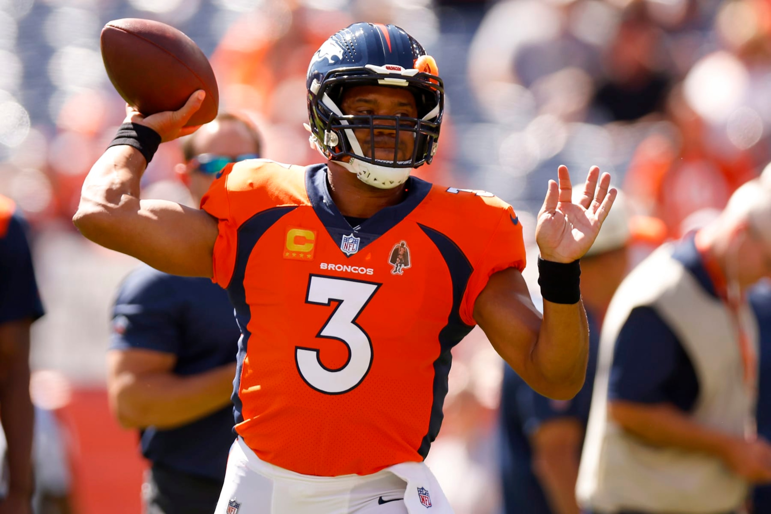 DENVER, COLORADO - SEPTEMBER 18: Russell Wilson #3 of the Denver Broncos warms up prior to playing the Houston Texans at Empower Field At Mile High on September 18, 2022 in Denver, Colorado. (Photo by Justin Edmonds/Getty Images)