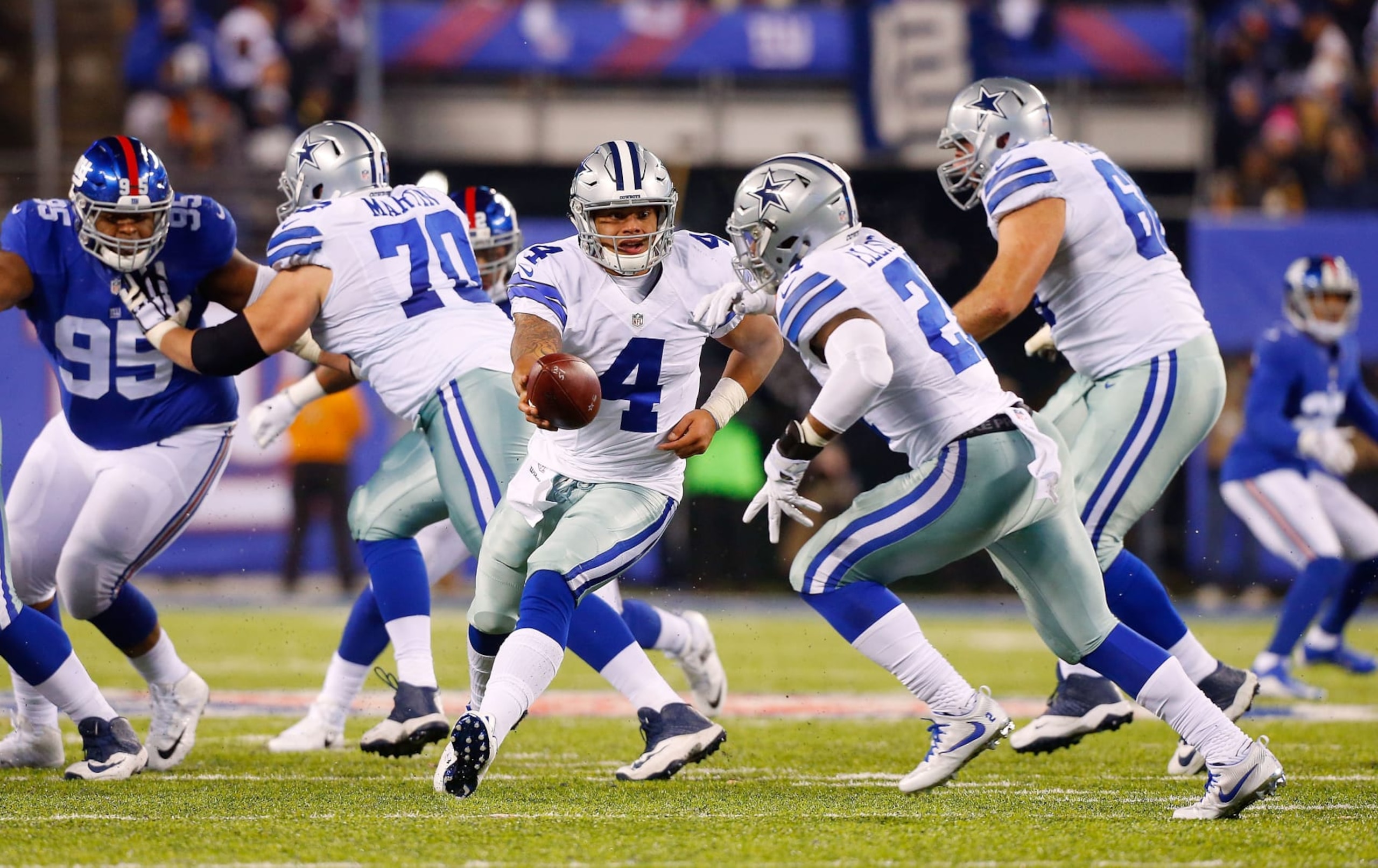 EAST RUTHERFORD, NJ - DECEMBER 11:  (NEW YORK DAILIES OUT)    Dak Prescott #4 of the Dallas Cowboys in action against the New York Giants on December 11, 2016 at MetLife Stadium in East Rutherford, New Jersey. The Giants defeated the Cowboys 10-7.  (Photo by Jim McIsaac/Getty Images)