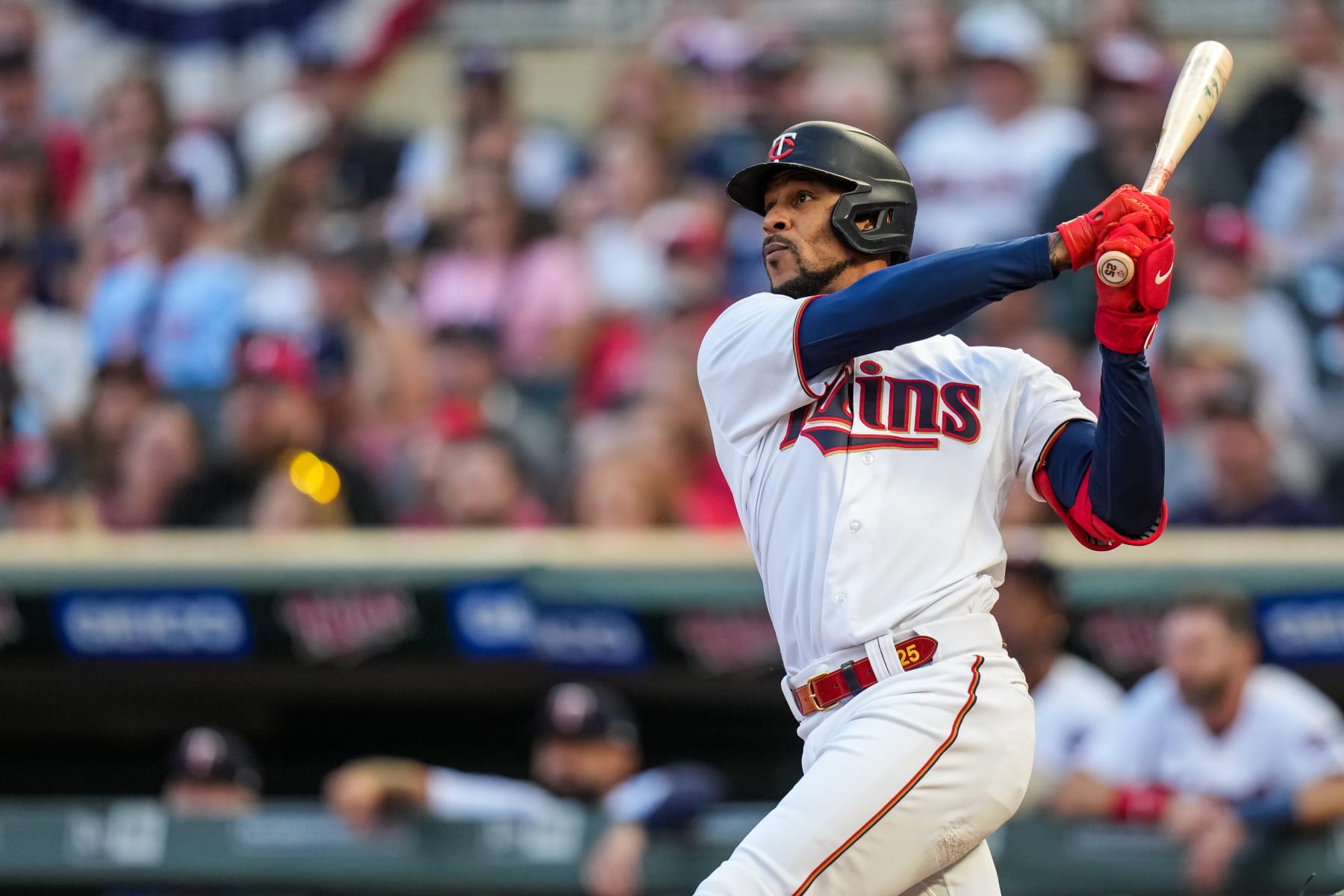 MINNEAPOLIS, MN - AUGUST 20: Byron Buxton #25 of the Minnesota Twins bats against the Texas Rangers on August 20, 2022 at Target Field in Minneapolis, Minnesota. (Photo by Brace Hemmelgarn/Minnesota Twins/Getty Images)
