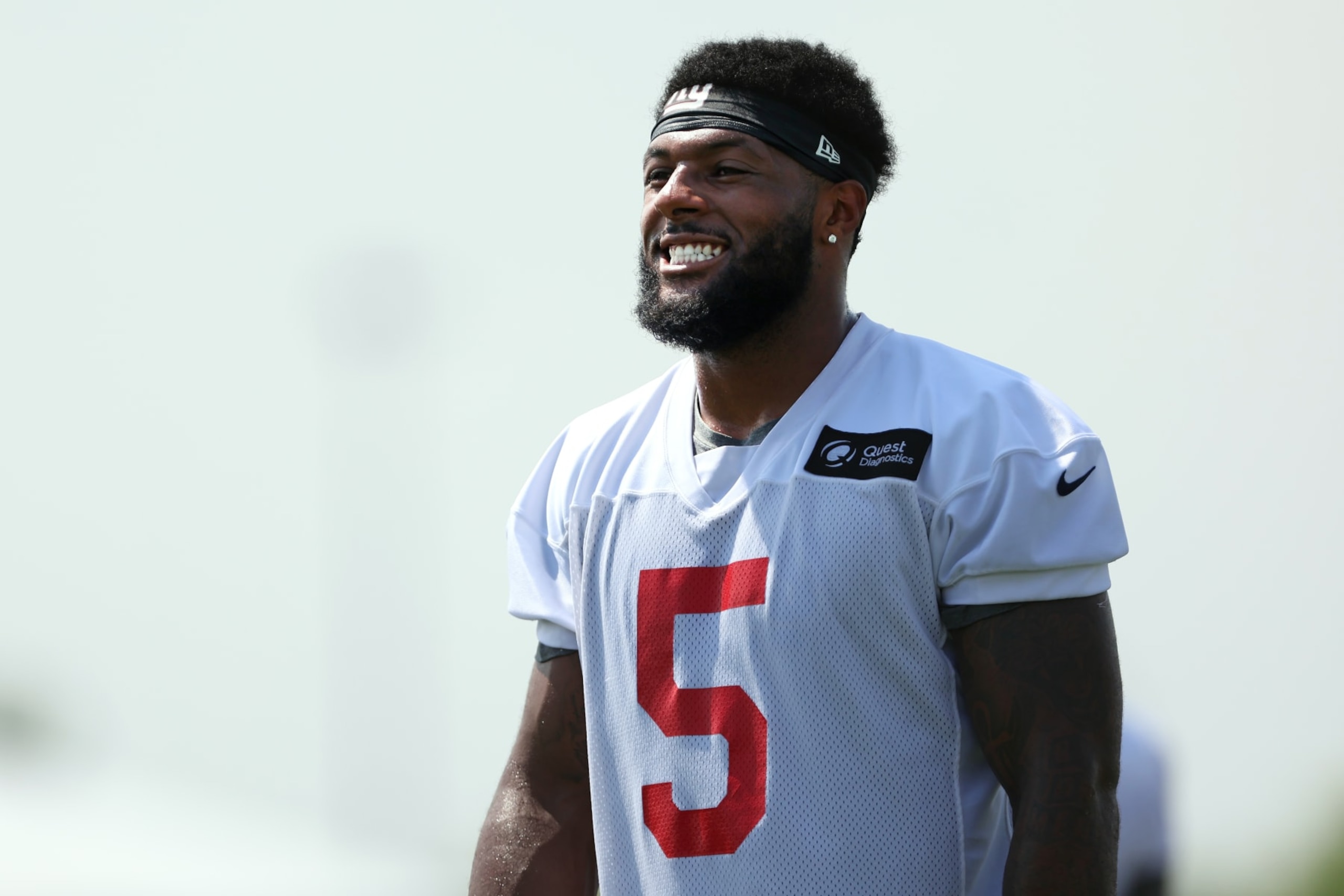 EAST RUTHERFORD, NJ - JULY 28: Linebacker Kayvon Thibodeaux #5 of the New York Giants during training camp at Quest Diagnostics Training Center on July 28, 2022 in East Rutherford, New Jersey. (Photo by Rich Schultz/Getty Images)