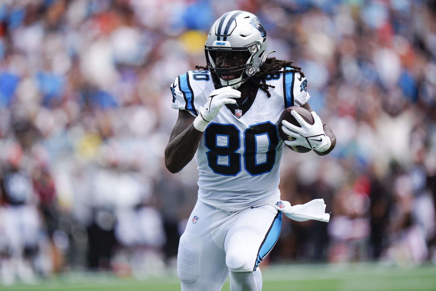 Carolina Panthers tight end Ian Thomas runs against the Cleveland Browns during the first half of an NFL football game on Sunday, Sept. 11, 2022, in Charlotte, N.C. (AP Photo/Jacob Kupferman)