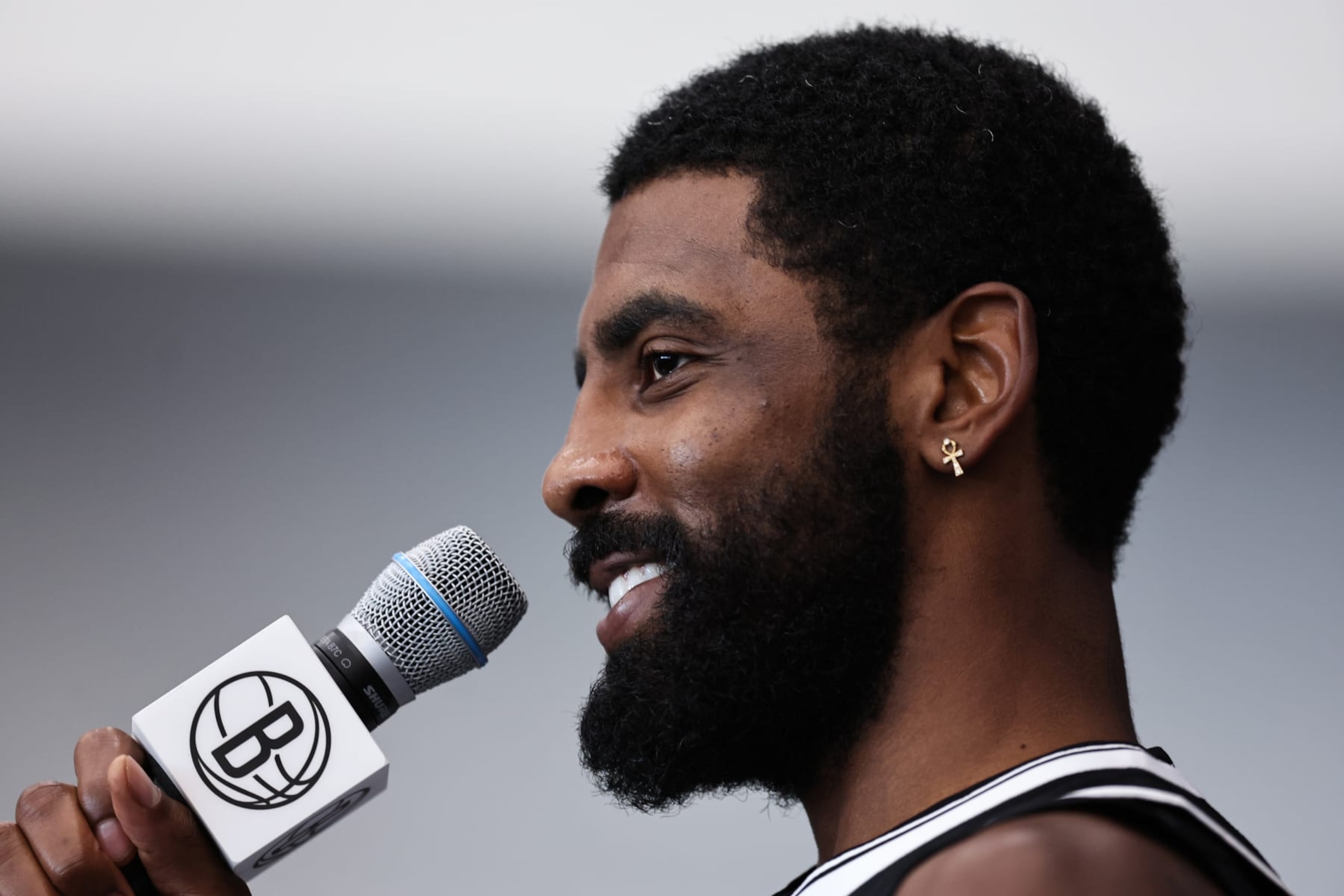 NEW YORK, NEW YORK - SEPTEMBER 26: Kyrie Irving #11 of the Brooklyn Nets speaks during a press conference at Brooklyn Nets Media Day at HSS Training Center on September 26, 2022 in the Brooklyn borough of New York City. NOTE TO USER: User expressly acknowledges and agrees that, by downloading and/or using this photograph, User is consenting to the terms and conditions of the Getty Images License Agreement. (Photo by Dustin Satloff/Getty Images)