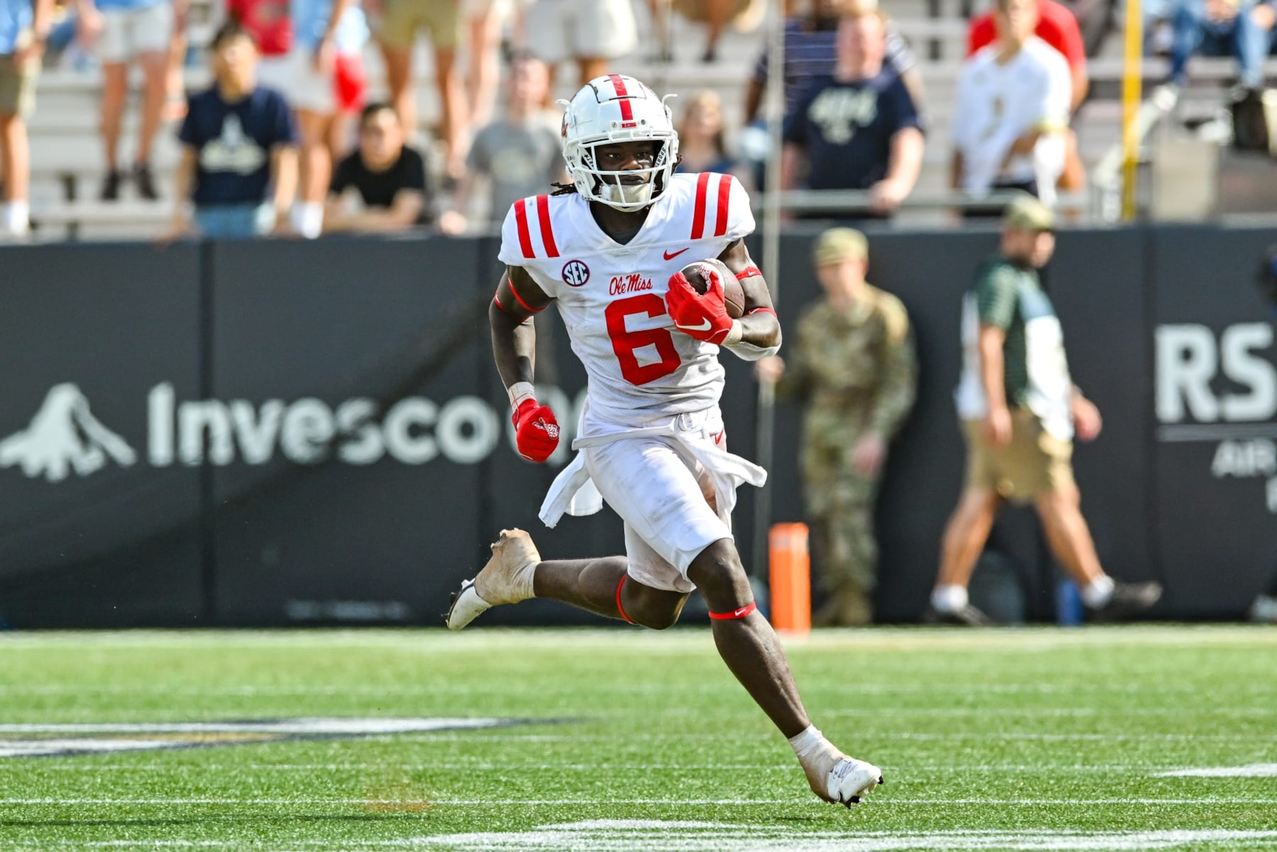 ATLANTA, GA  SEPTEMBER 17:  Ole Miss running back Zach Evans (6) runs the ball during the NCAA football game between the Ole Miss Rebels and the Georgia Tech Yellow Jackets on September 17th, 2022 at Bobby Dodd Stadium in Atlanta, GA.  (Photo by Rich von Biberstein/Icon Sportswire via Getty Images)