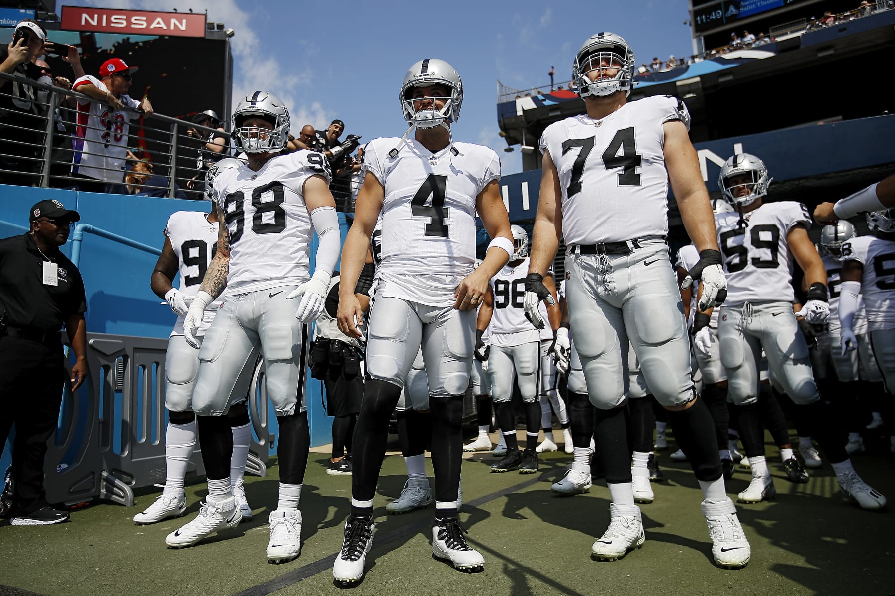 NASHVILLE, TENNESSEE - SEPTEMBER 25: Derek Carr #4 of the Las Vegas Raiders waits in the tunnel to be introduced before the game against the Tennessee Titans at Nissan Stadium on September 25, 2022 in Nashville, Tennessee. (Photo by Silas Walker/Getty Images)