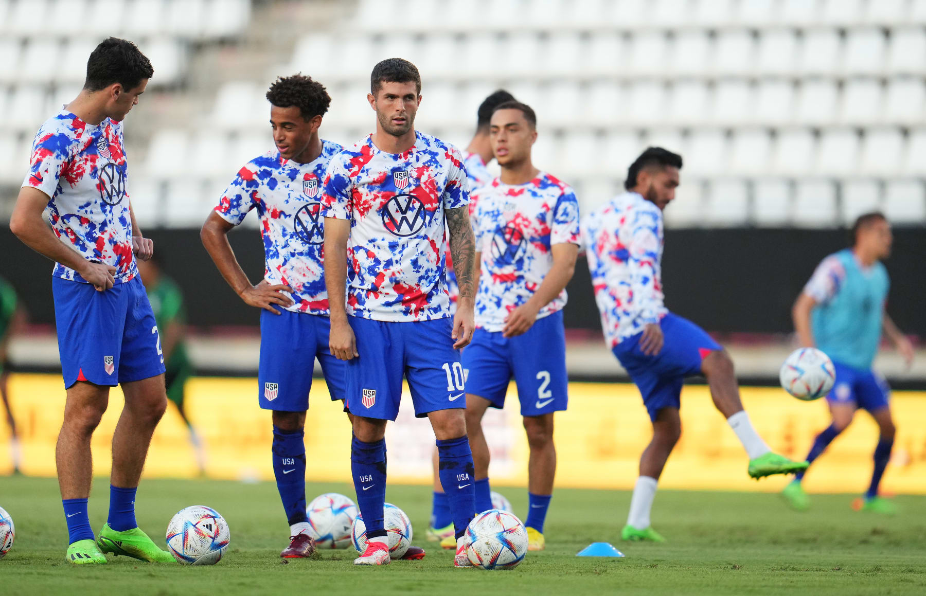 MURCIA, SPAIN - SEPTEMBER 27: Christian Pulisic of The United States warms up prior to kick off of the International Friendly match between Saudi Arabia and United States at Estadio Nueva Condomina on September 27, 2022 in Murcia, Spain. (Photo by Aitor Alcalde/Getty Images)