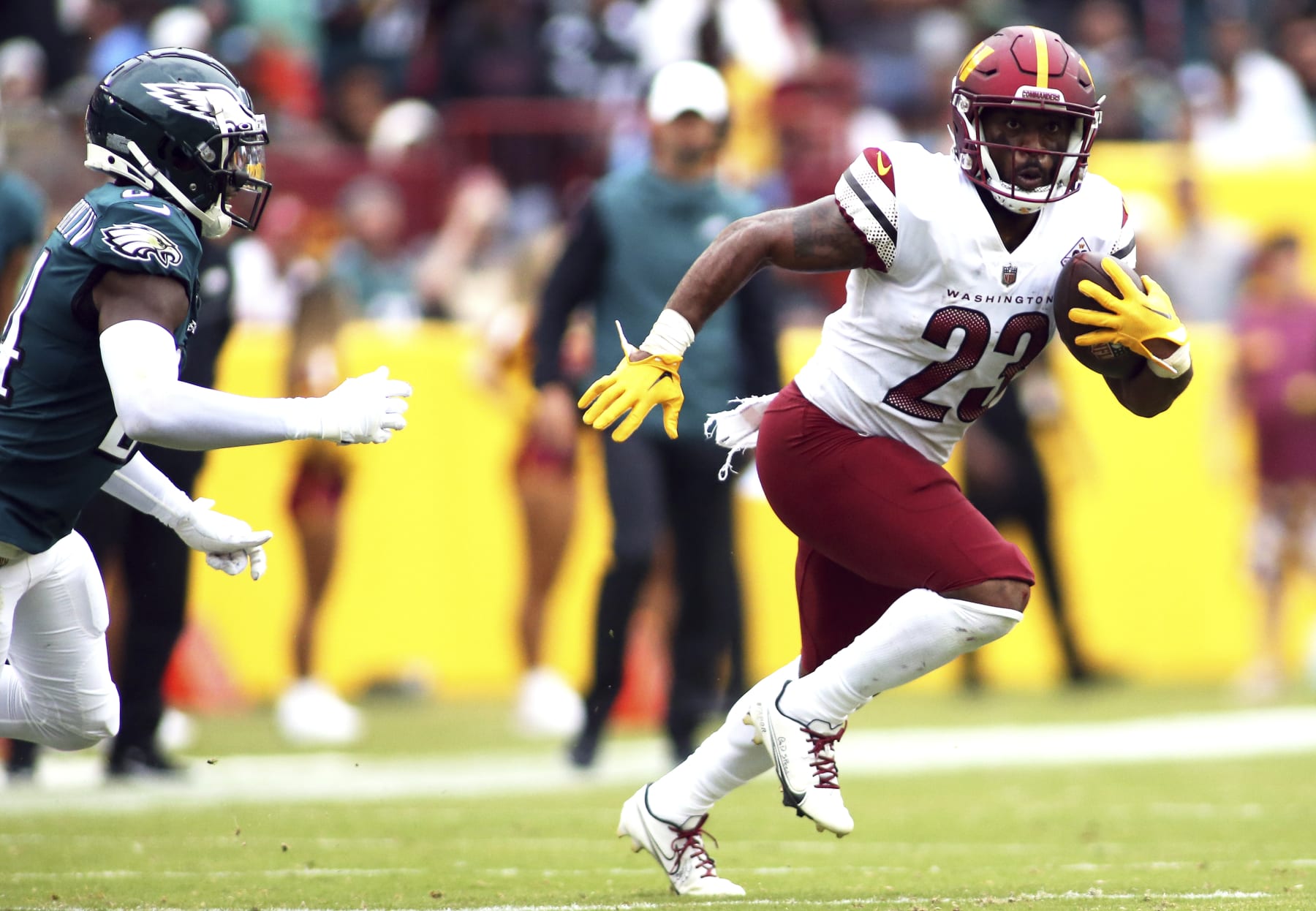 Washington Commanders running back J.D. McKissic (23)runs during an NFL football game against the Philadelphia Eagles, Sunday, Sept. 25, 2022 in Landover. (AP Photo/Daniel Kucin Jr.)