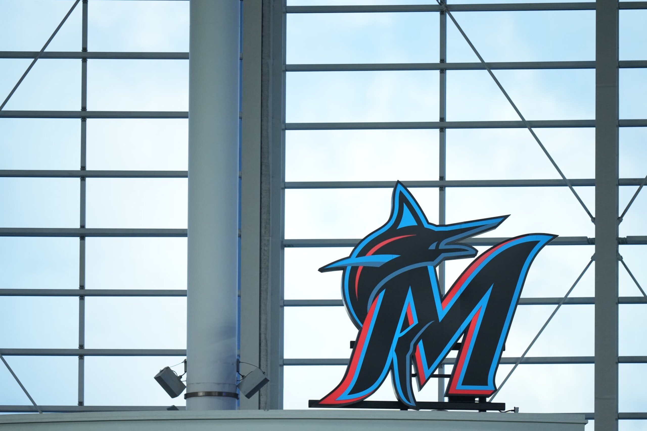 MIAMI, FL - September 19: Fans can see outside through the outfield windows during the game between the Chicago Cubs and the Miami Marlins on Monday, September 19, 2022 at LoanDepot Park in Miami, FL (Photo by Peter Joneleit/Icon Sportswire via Getty Images) MIAMI, FL - September 19: Fans can see outside through the outfield windows during the game between the Chicago Cubs and the Miami Marlins on Monday, September 19, 2022 at LoanDepot Park in Miami, FL (Photo by Peter Joneleit/Icon Sportswire via Getty Images)