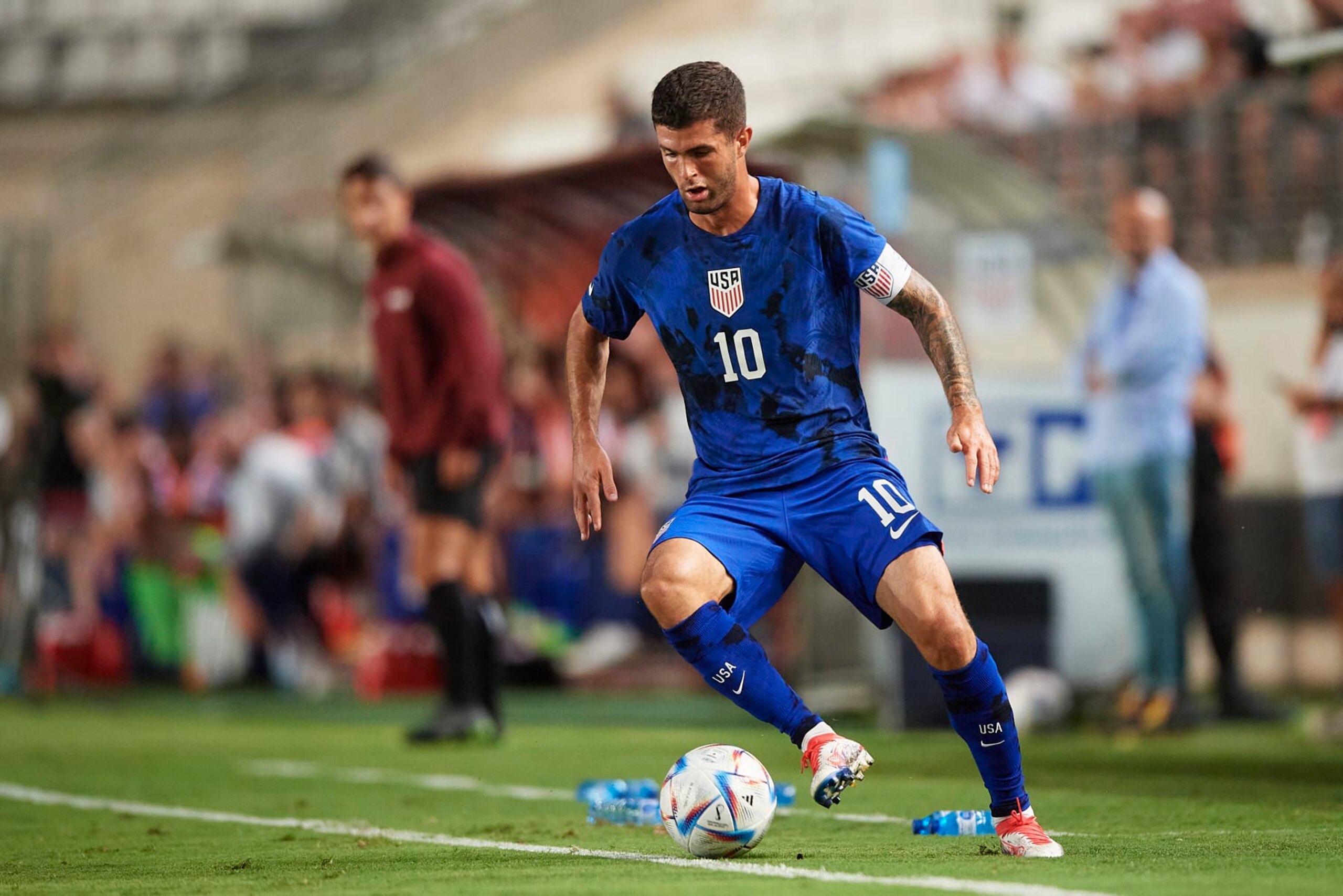 MURCIA, SPAIN - SEPTEMBER 27: Christian Pulisic of United States controls the ball during the international friendly match between Saudi Arabia and United States at Estadio Nueva Condomina on September 27, 2022 in Murcia, Spain. (Photo by Silvestre Szpylma/Quality Sport Images/Getty Images) MURCIA, SPAIN - SEPTEMBER 27: Christian Pulisic of United States controls the ball during the international friendly match between Saudi Arabia and United States at Estadio Nueva Condomina on September 27, 2022 in Murcia, Spain. (Photo by Silvestre Szpylma/Quality Sport Images/Getty Images)