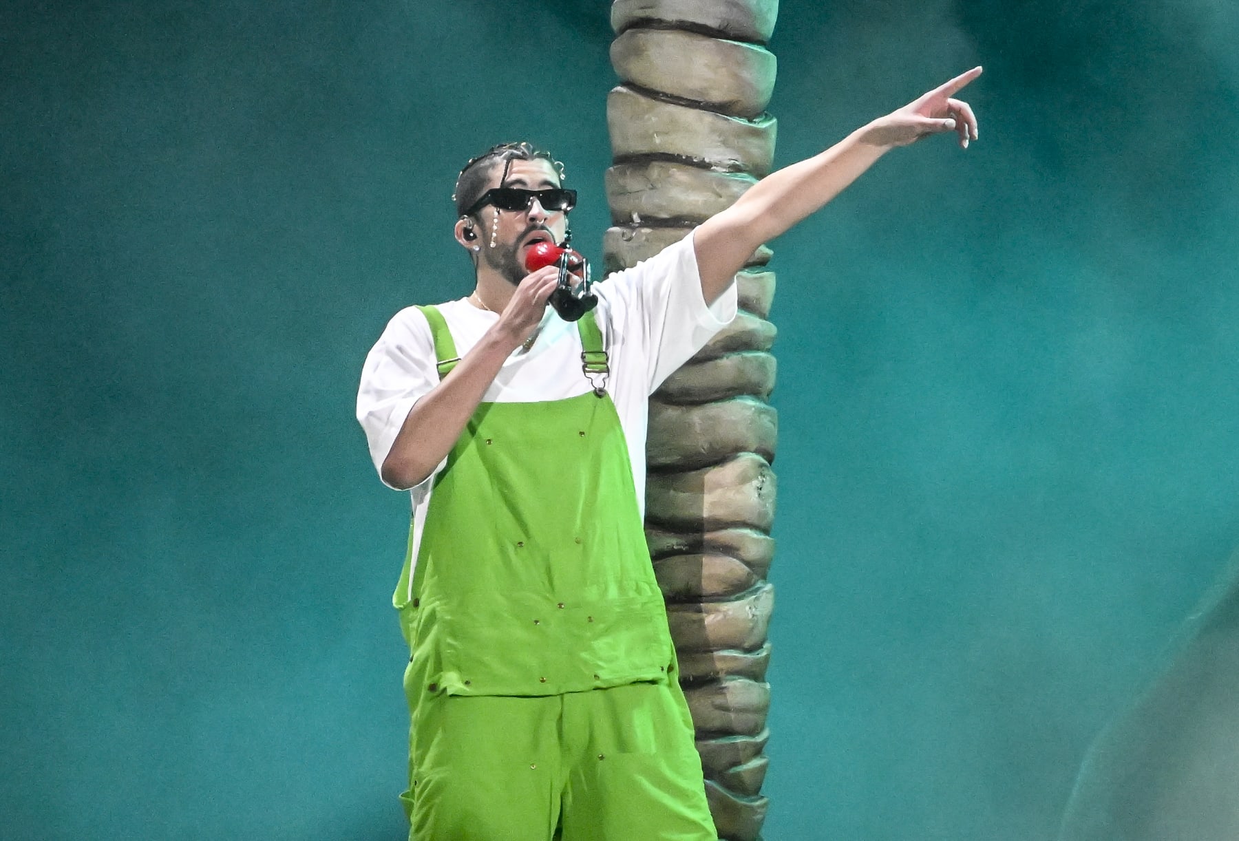 OAKLAND, CALIFORNIA - SEPTEMBER 14: Bad Bunny performs at RingCentral Coliseum on September 14, 2022 in Oakland, California. (Photo by Steve Jennings/Getty Images)