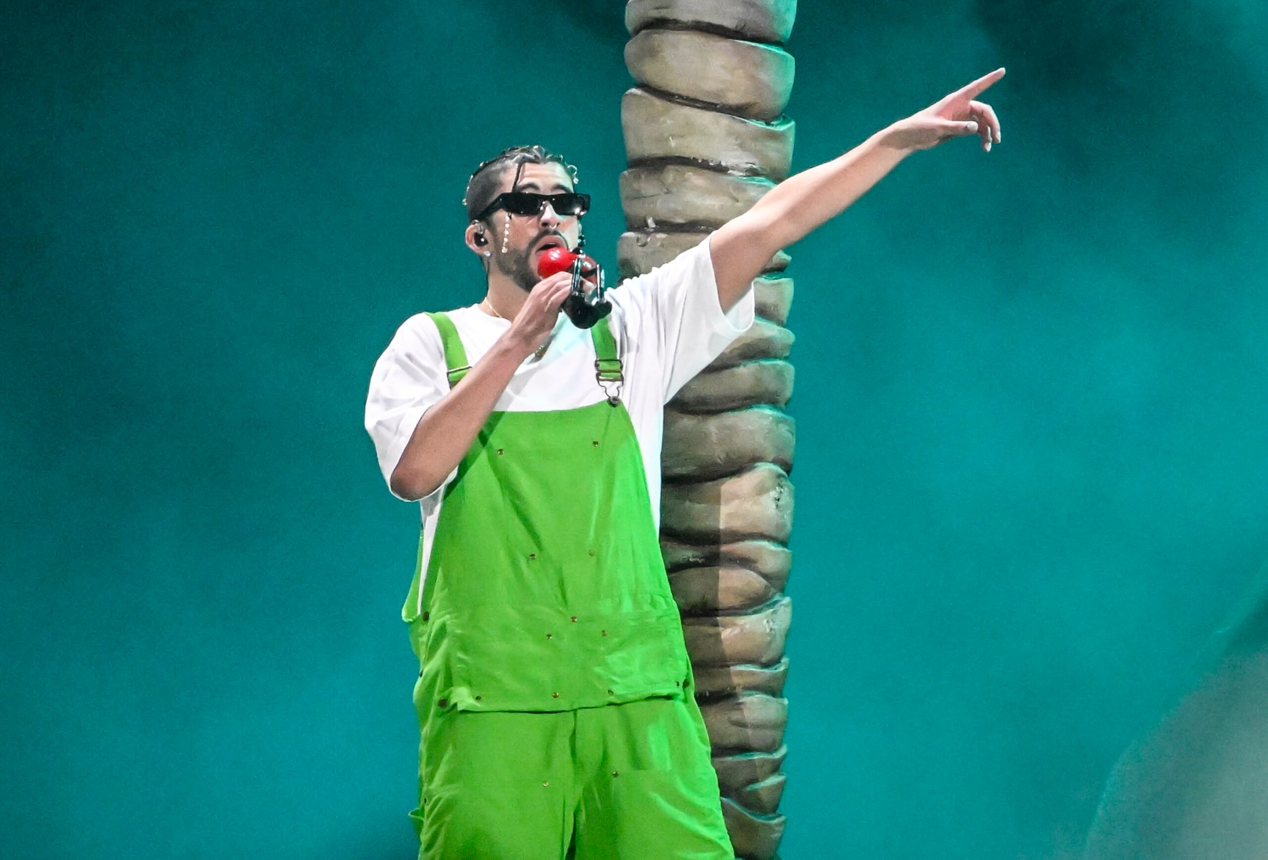 OAKLAND, CALIFORNIA - SEPTEMBER 14: Bad Bunny performs at RingCentral Coliseum on September 14, 2022 in Oakland, California. (Photo by Steve Jennings/Getty Images)