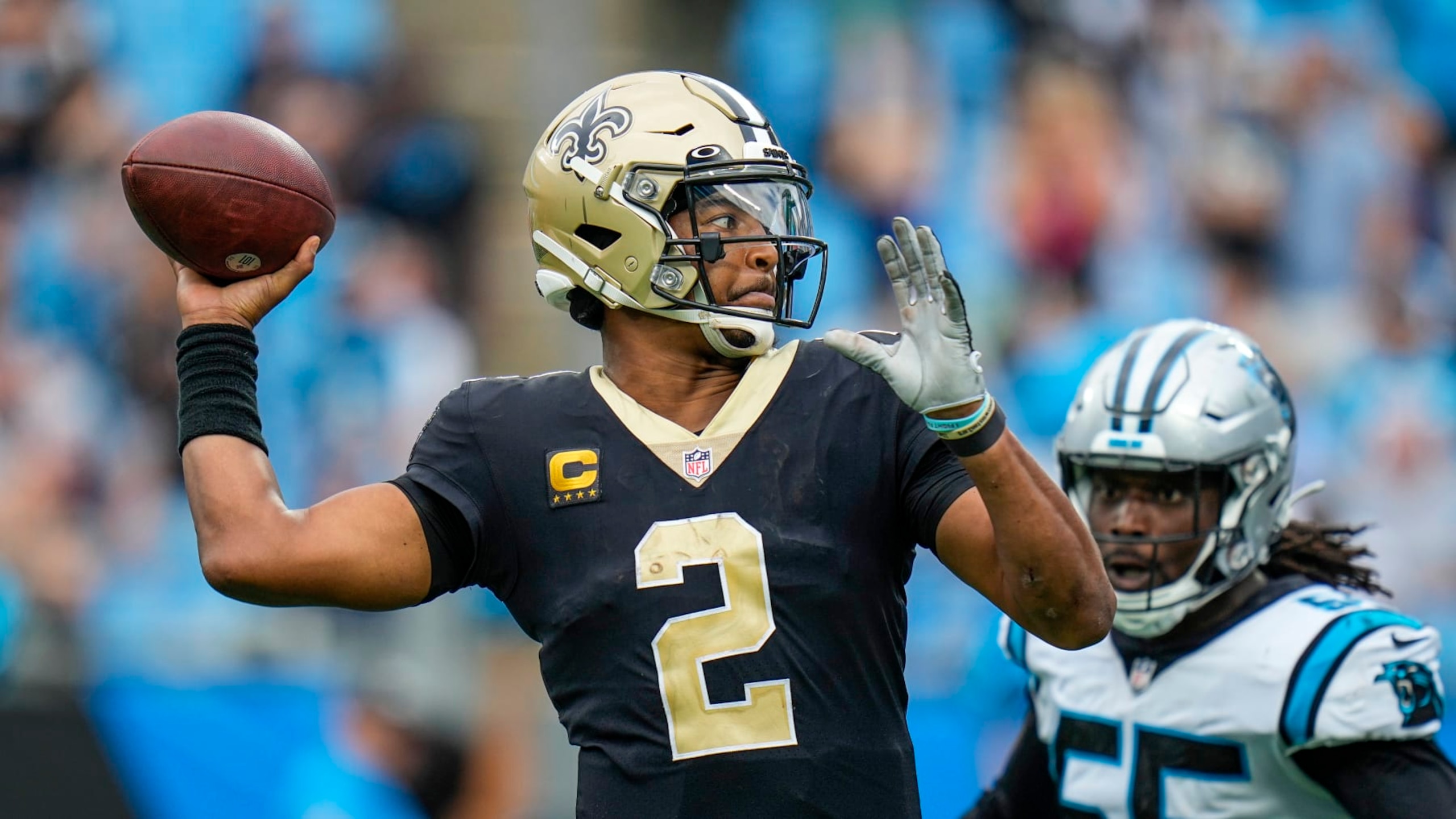 New Orleans Saints quarterback Jameis Winston (2) looks to pass during an NFL football game against the Carolina Panthers on Sunday, Sep. 25, 2022, in Charlotte, N.C. (AP Photo/Rusty Jones)