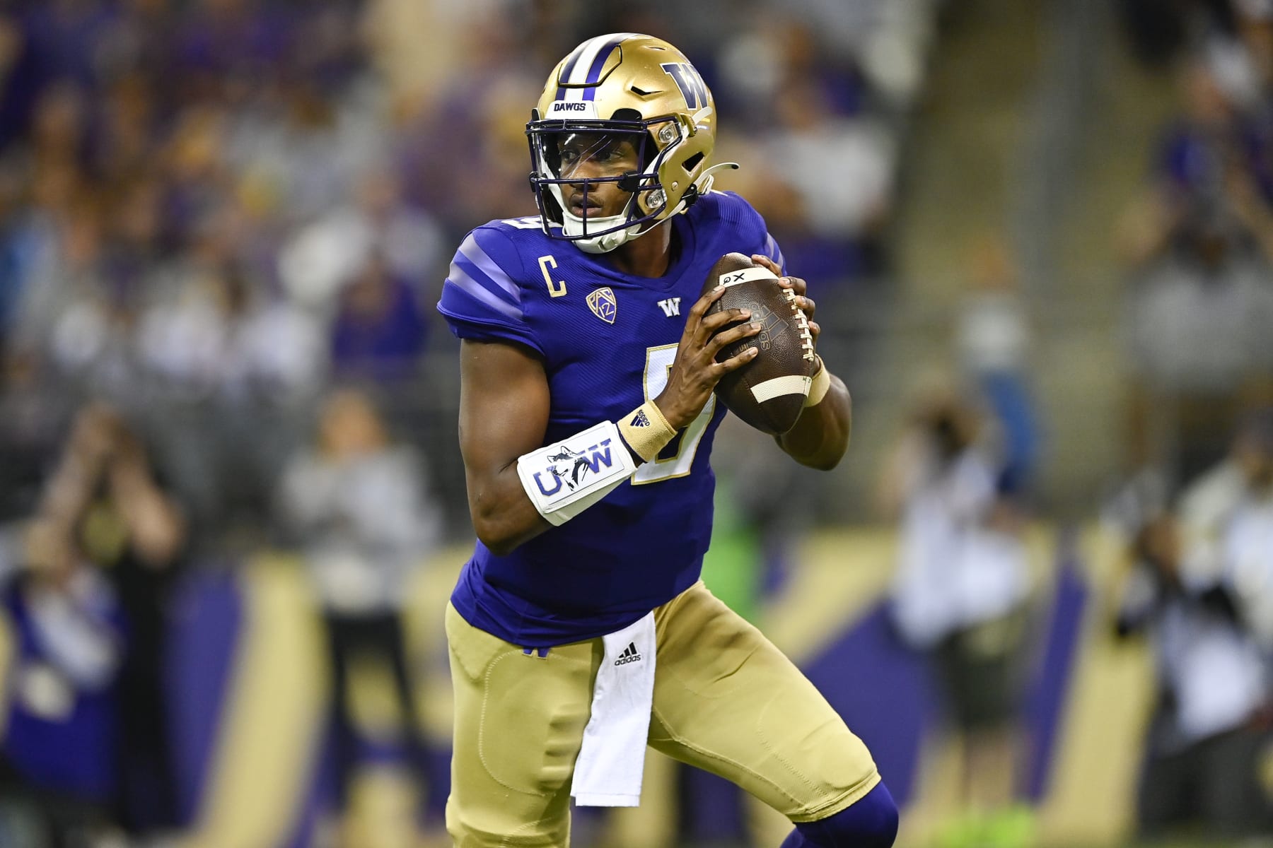 SEATTLE, WASHINGTON - SEPTEMBER 24: Michael Penix Jr. #9 of the Washington Huskies stands in the pocket during the second quarter of the game against the Stanford Cardinal at Husky Stadium on September 24, 2022 in Seattle, Washington. (Photo by Alika Jenner/Getty Images)