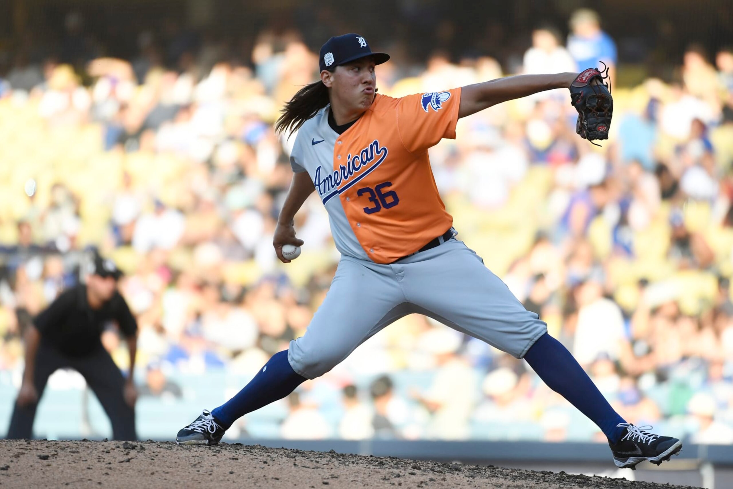 LOS ANGELES, CALIFORNIA - JULY 16: Wilmer Flores #36 of the American League pitches during the SiriusXM All-Star Futures Game against the National League at Dodger Stadium on July 16, 2022 in Los Angeles, California. (Photo by Kevork Djansezian/Getty Images)
