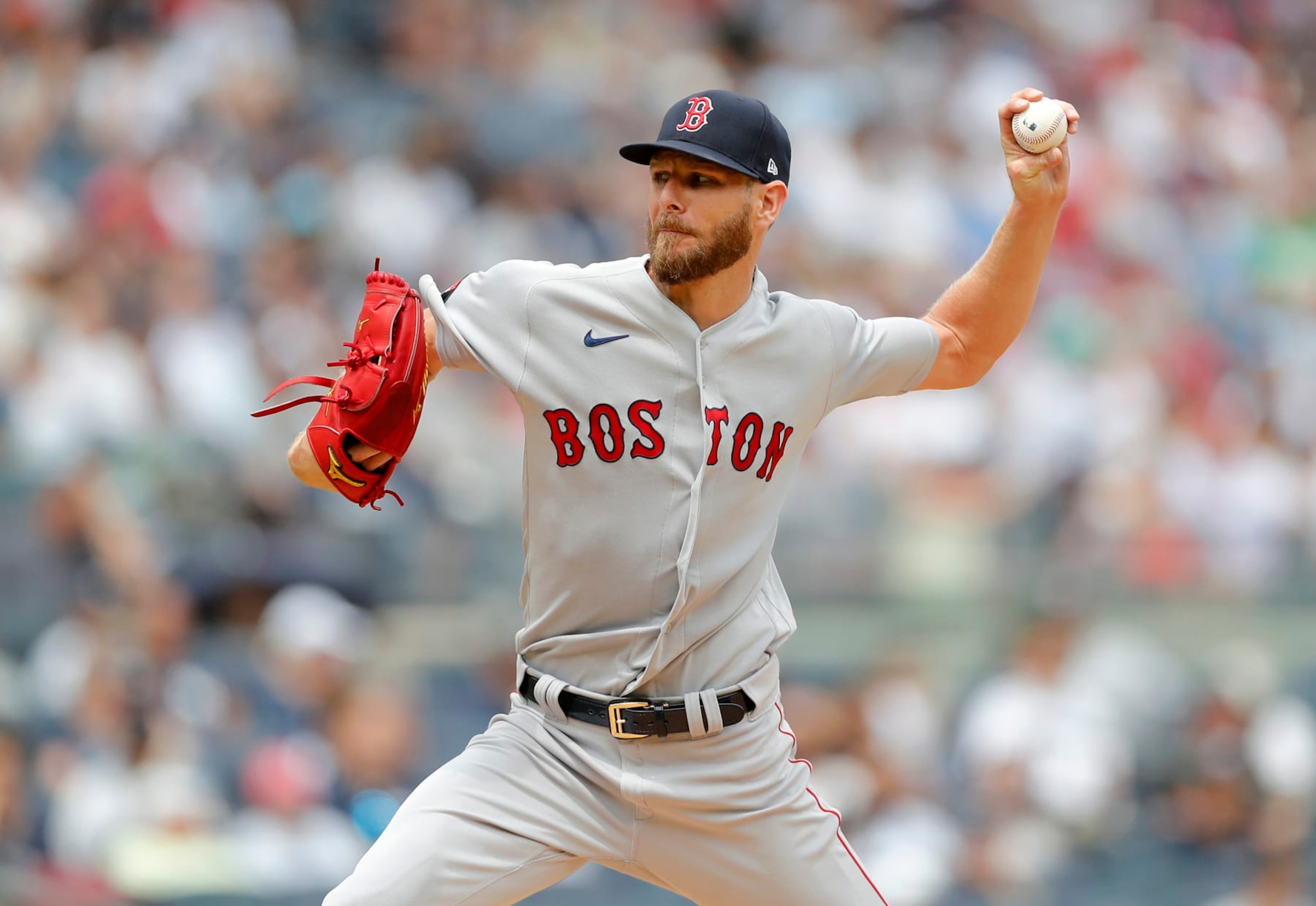 NEW YORK, NEW YORK - JULY 17: (NEW YIRK DAILIES OUT)  Chris Sale #41 of the Boston Red Sox in action against the New York Yankees at Yankee Stadium on July 17, 2022 in New York City. (Photo by Jim McIsaac/Getty Images)