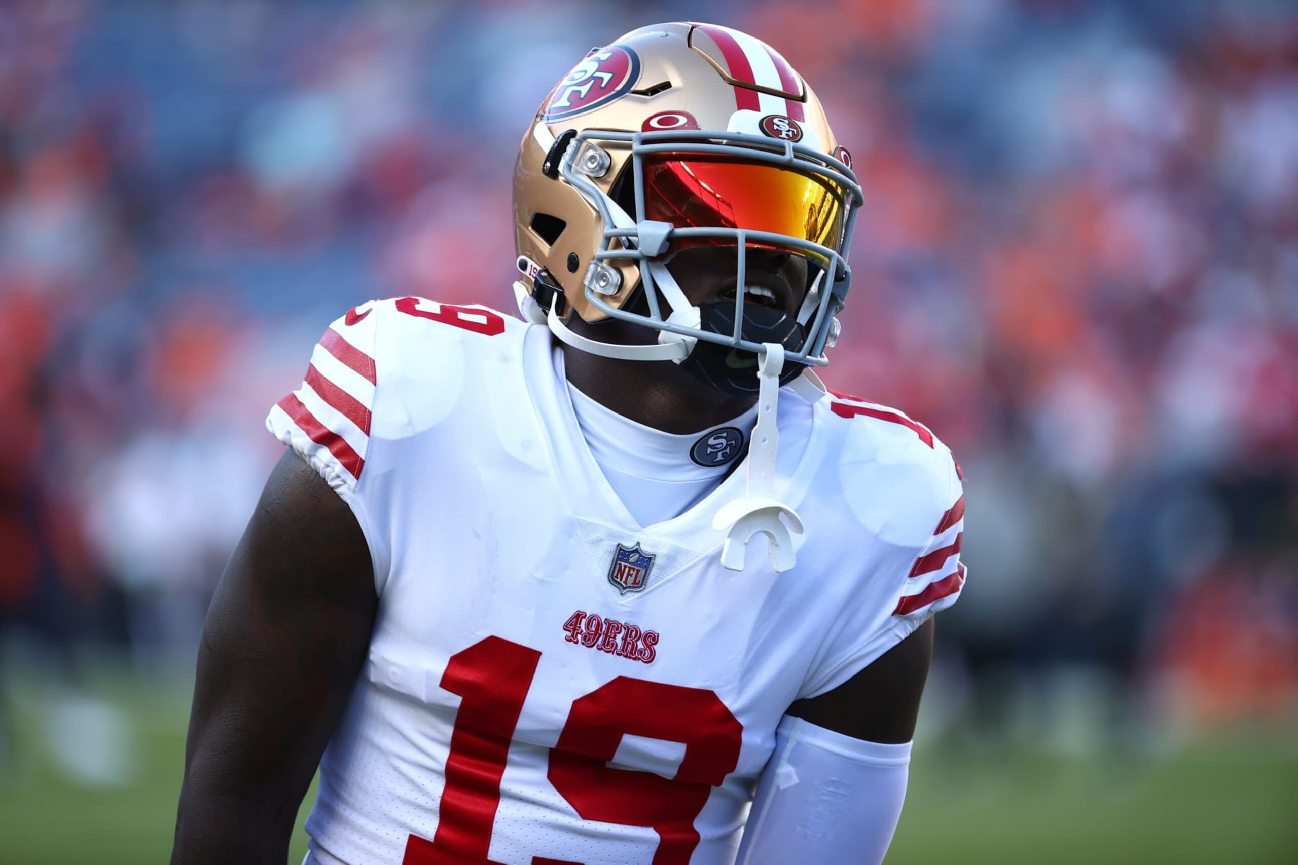 DENVER, COLORADO - SEPTEMBER 25: Deebo Samuel #19 of the San Francisco 49ers warms up prior to the game against the Denver Broncos at Empower Field At Mile High on September 25, 2022 in Denver, Colorado. (Photo by Jamie Schwaberow/Getty Images)