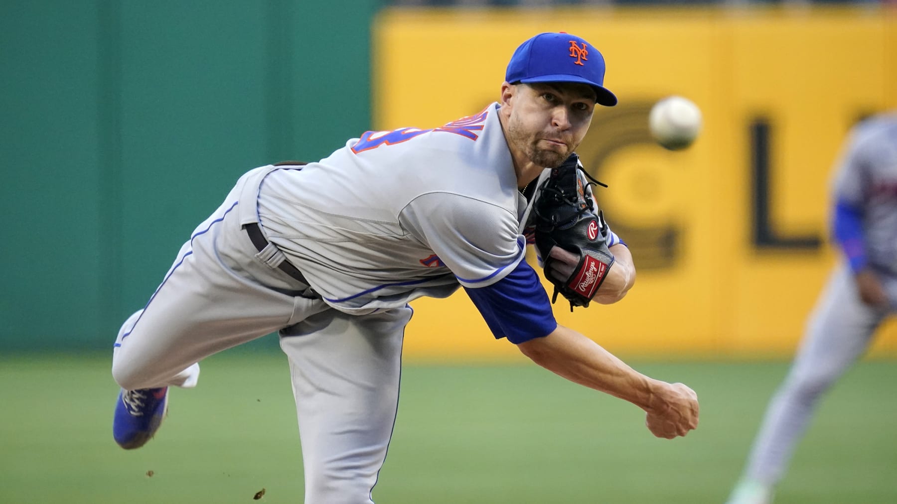 New York Mets starting pitcher Jacob deGrom delivers during the first inning of the second baseball game of a doubleheader against the Pittsburgh Pirates in Pittsburgh, Wednesday, Sept. 7, 2022. (AP Photo/Gene J. Puskar)