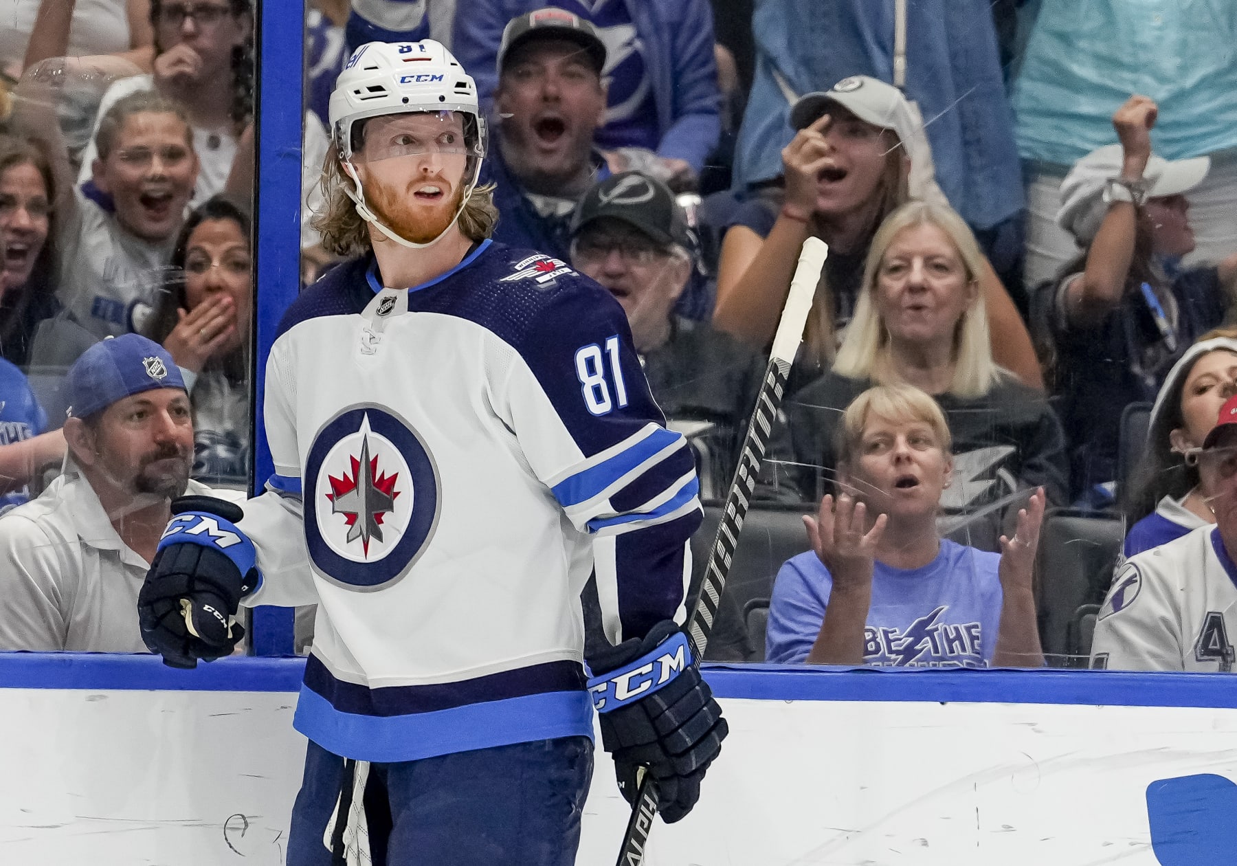 TAMPA, FL - APRIL 16: Winnipeg Jets left wing Kyle Connor (81) scores a goal during the NHL Hockey match between the Tampa Bay Lightning and Winnipeg Jets on April 16, 2022 at Amalie Arena in Tampa, FL. (Photo by Andrew Bershaw/Icon Sportswire via Getty Images)