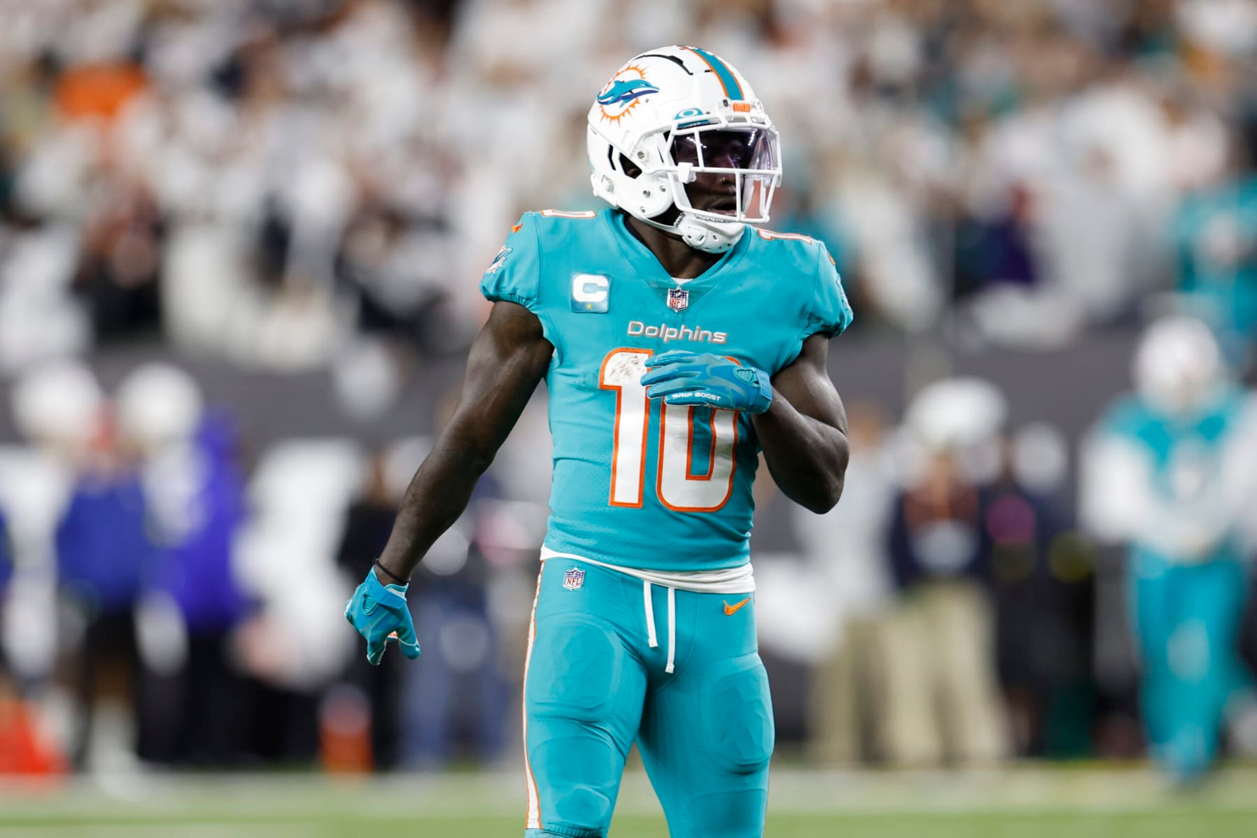Miami Dolphins wide receiver Tyreek Hill (10) lines up for the snap during an NFL football game against the Cincinnati Bengals on Thursday, September 29, 2022, in Cincinnati. (AP Photo/Matt Patterson)