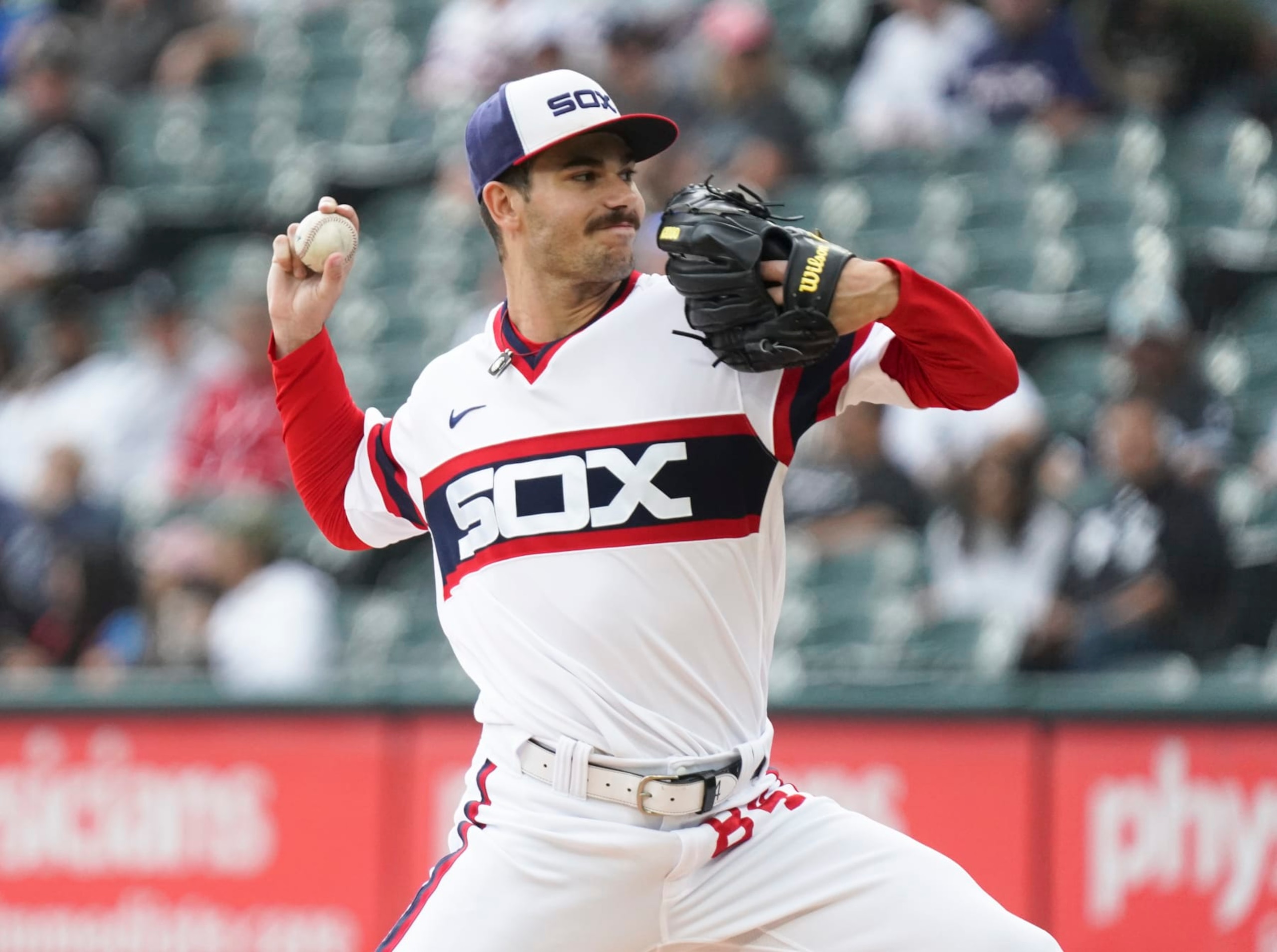 CHICAGO, ILLINOIS - SEPTEMBER 25:  Dylan Cease #84 of the Chicago White Sox throws a pitch during the first inning of a game against the Detroit Tigers at Guaranteed Rate Field on September 25, 2022 in Chicago, Illinois. (Photo by Nuccio DiNuzzo/Getty Images)