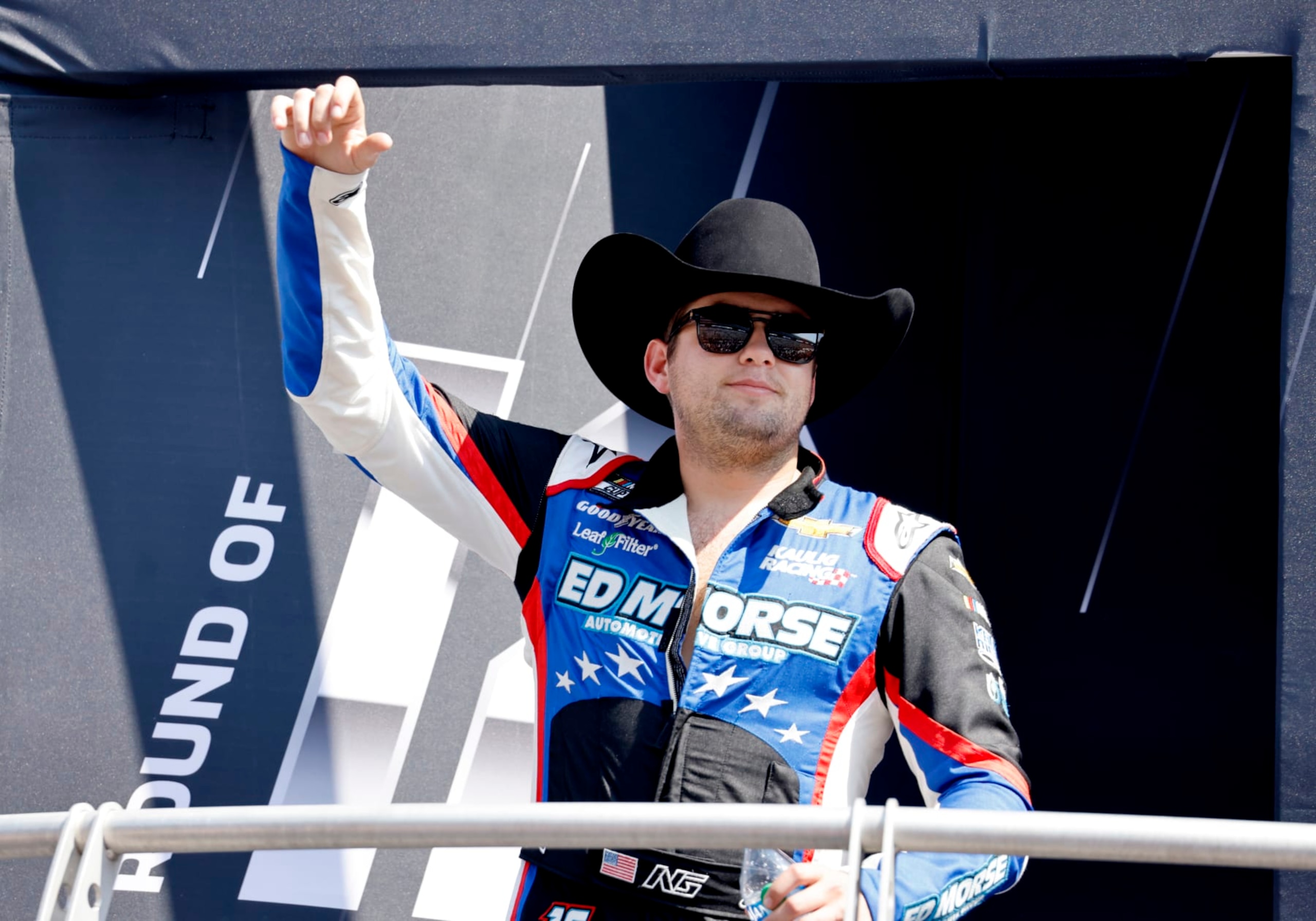 FORT WORTH, TX - SEPTEMBER 25: Noah Gragson (#16 Kaulig Racing Freedom by Ed Morse Chevrolet) gets introduced during the NASCAR Cup Series Playoff Autotrader EchoPark Automotive 500 on September 25, 2022 at the Texas Motor Speedway in Fort Worth, TX. (Photo by Adam Davis/Icon Sportswire via Getty Images FORT WORTH, TX - SEPTEMBER 25: Noah Gragson (#16 Kaulig Racing Freedom by Ed Morse Chevrolet) gets introduced during the NASCAR Cup Series Playoff Autotrader EchoPark Automotive 500 on September 25, 2022 at the Texas Motor Speedway in Fort Worth, TX. (Photo by Adam Davis/Icon Sportswire via Getty Images