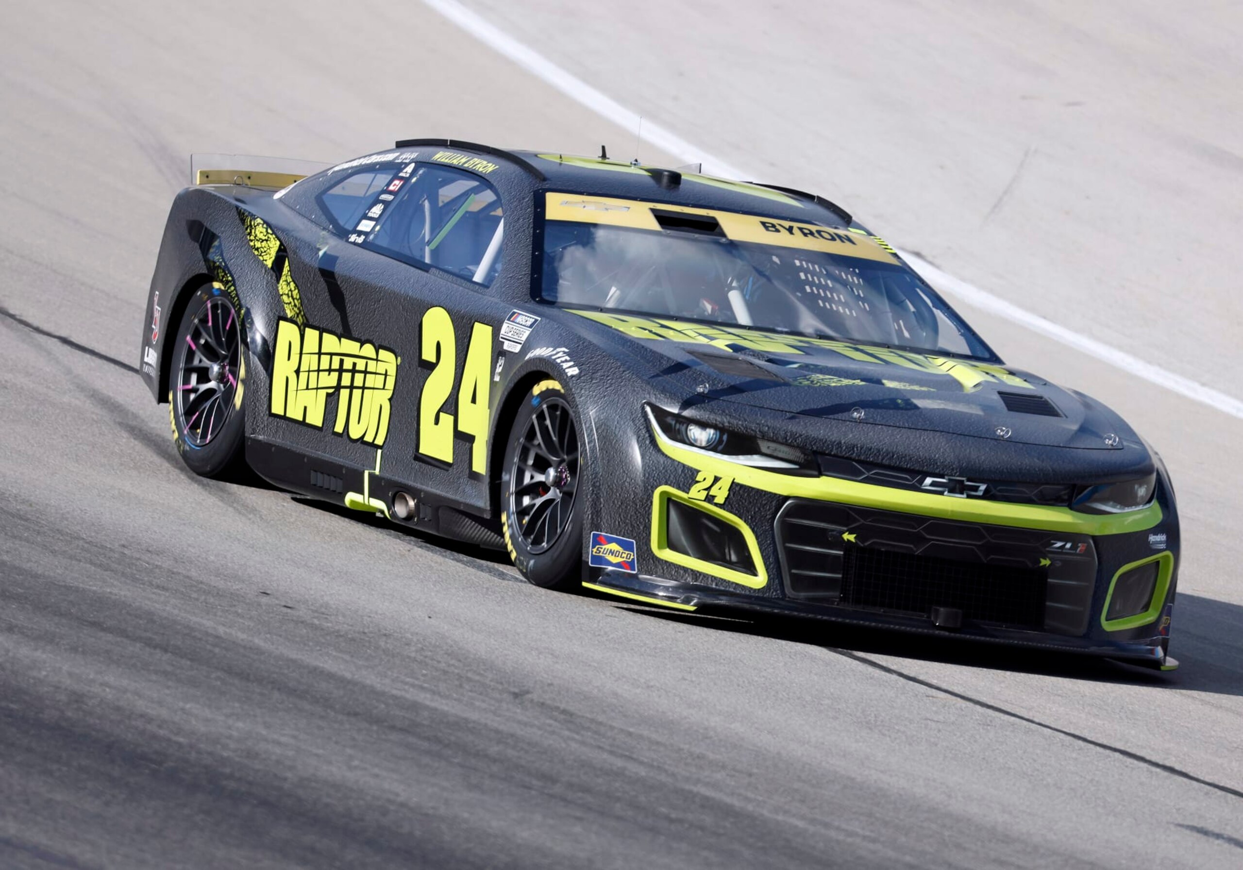 FORT WORTH, TX - SEPTEMBER 25: William Byron (#24 Hendrick Motorsports RaptorTough.com Chevrolet) makes a turn on turn one during the NASCAR Cup Series Playoff Auto Trader EchoPark Automotive 500 on September 25, 2022 at the Texas Motor Speedway in Fort Worth, TX. (Photo by Adam Davis/Icon Sportswire via Getty Images) FORT WORTH, TX - SEPTEMBER 25: William Byron (#24 Hendrick Motorsports RaptorTough.com Chevrolet) makes a turn on turn one during the NASCAR Cup Series Playoff Auto Trader EchoPark Automotive 500 on September 25, 2022 at the Texas Motor Speedway in Fort Worth, TX. (Photo by Adam Davis/Icon Sportswire via Getty Images)