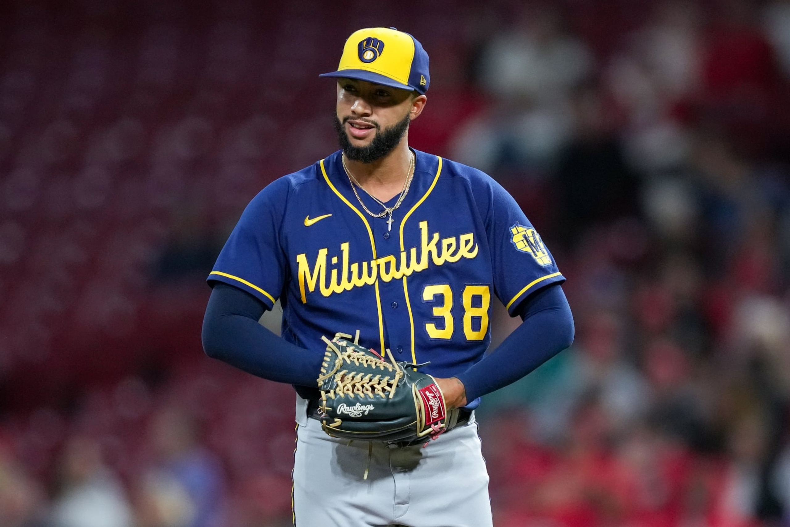 CINCINNATI, OHIO - SEPTEMBER 23: Devin Williams #38 of the Milwaukee Brewers pitches in the eighth inning against the Cincinnati Reds at Great American Ball Park on September 23, 2022 in Cincinnati, Ohio. (Photo by Dylan Buell/Getty Images)