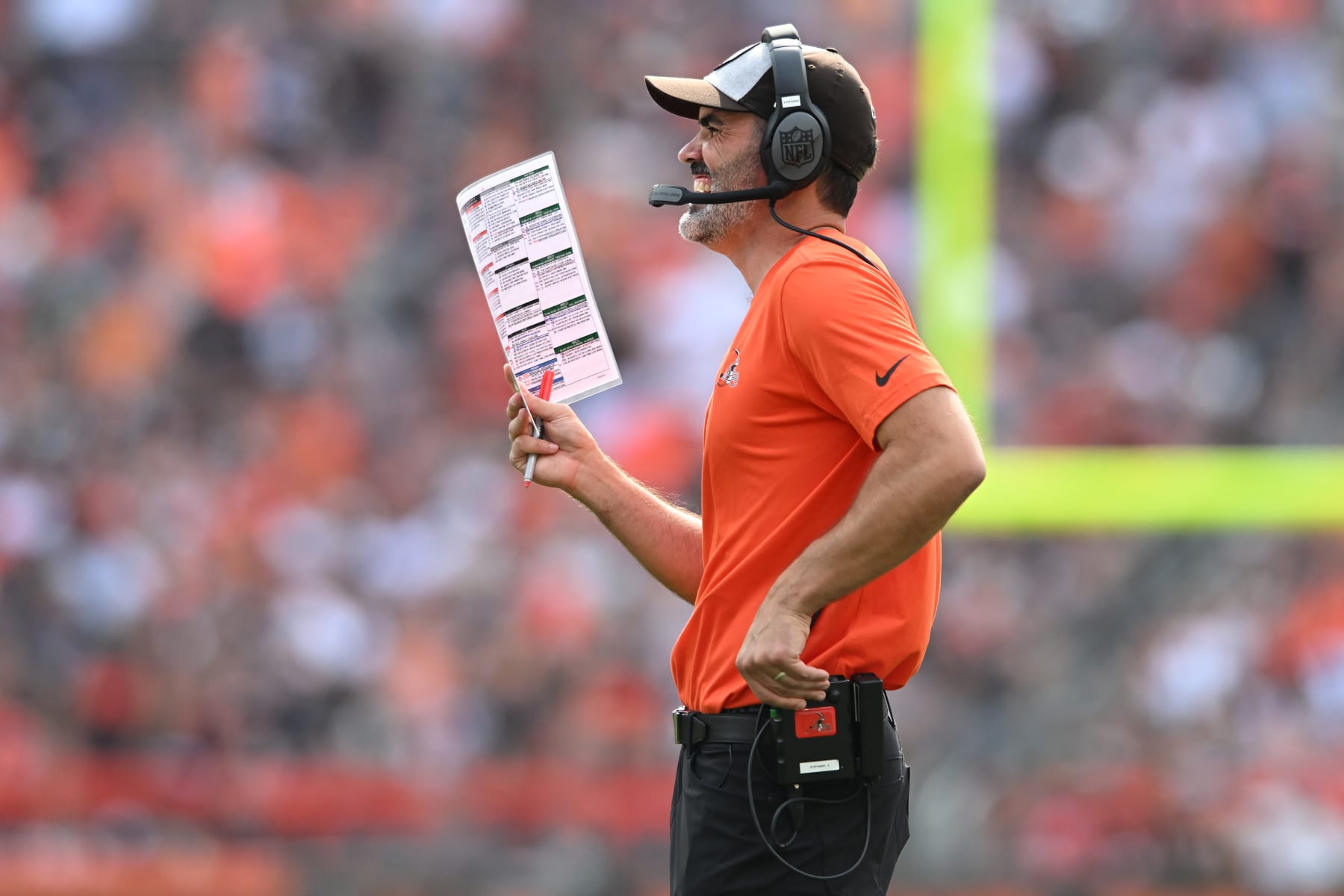 CLEVELAND, OHIO - SEPTEMBER 18: Head coach Kevin Stefanski of the Cleveland Browns reacts after a play against the New York Jets during the second half at FirstEnergy Stadium on September 18, 2022 in Cleveland, Ohio. (Photo by Nick Cammett/Getty Images)