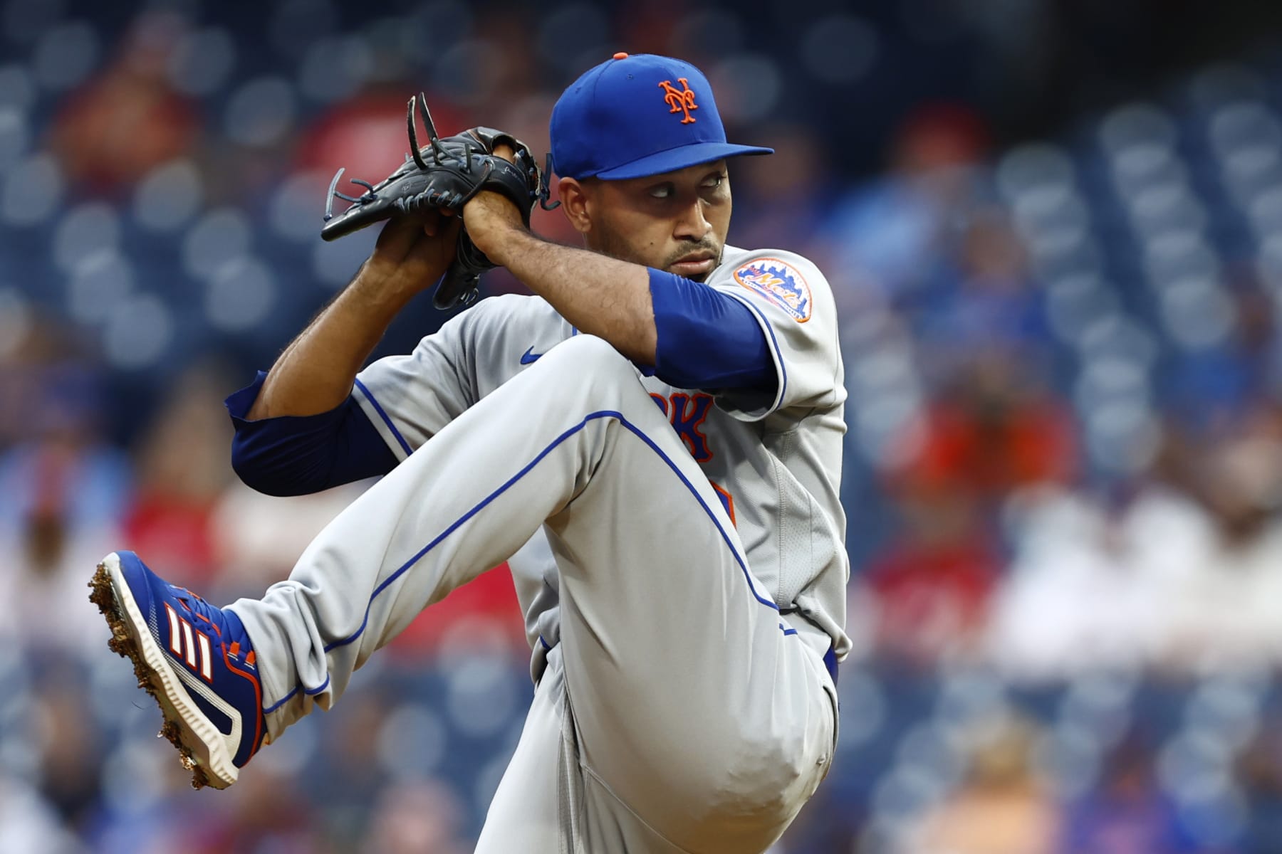PHILADELPHIA, PA - AUGUST 21: Edwin Diaz #39 of the New York Mets in action against the Philadelphia Phillies during of a game at Citizens Bank Park on August 21, 2022 in Philadelphia, Pennsylvania. (Photo by Rich Schultz/Getty Images)