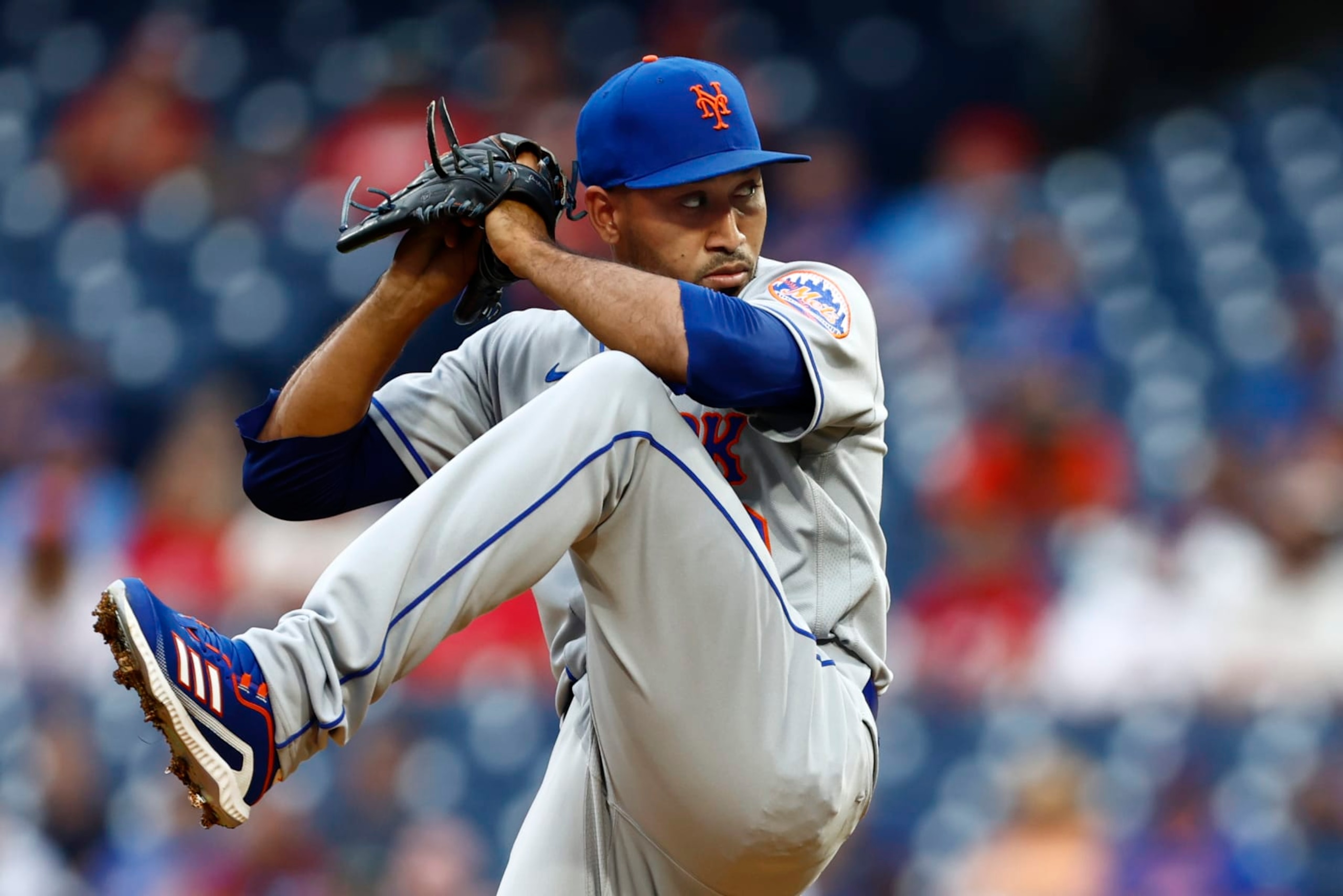 PHILADELPHIA, PA - AUGUST 21: Edwin Diaz #39 of the New York Mets in action against the Philadelphia Phillies during of a game at Citizens Bank Park on August 21, 2022 in Philadelphia, Pennsylvania. (Photo by Rich Schultz/Getty Images)