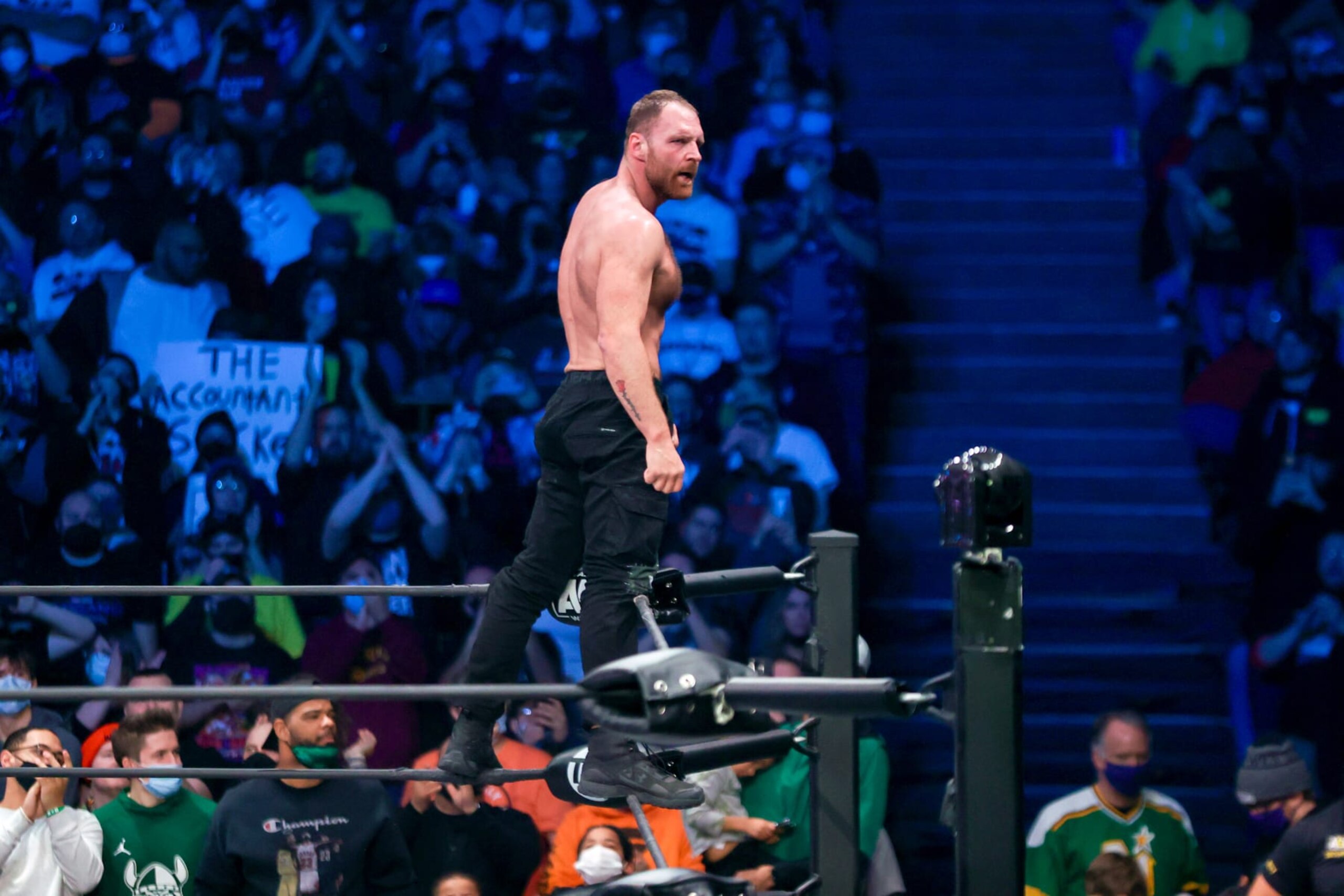 CLEVELAND, OH - JANUARY 26: Jon Moxley celebrates after winning his match during the AEW Dynamite - Beach Break taping on January 26, 2022, at the Wolstein Center in Cleveland, OH. (Photo by Frank Jansky/Icon Sportswire via Getty Images)