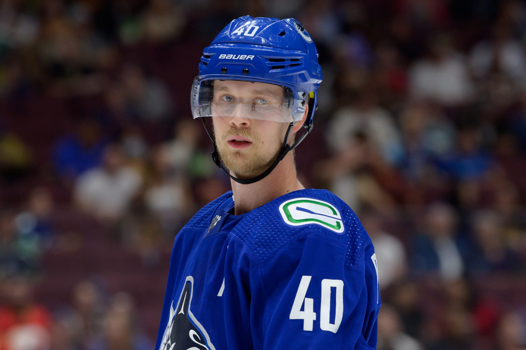 VANCOUVER, BC - SEPTEMBER 25: Vancouver Canucks center Elias Pettersson (40) waits for a face-off during their preseason NHL game against the Calgary Flames at Rogers Arena on September 25, 2022 in Vancouver, British Columbia, Canada. (Photo by Derek Cain/Icon Sportswire via Getty Images)