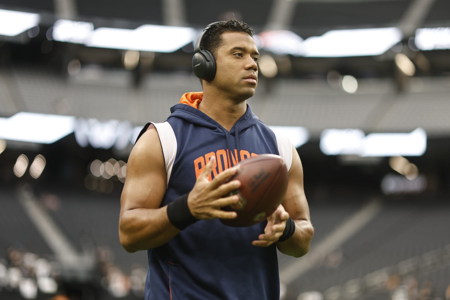 LAS VEGAS, NEVADA - OCTOBER 02: Russell Wilson #3 of the Denver Broncos warms up prior to an NFL football game between the Las Vegas Raiders and the Denver Broncos at Allegiant Stadium on October 02, 2022 in Las Vegas, Nevada. (Photo by Michael Owens/Getty Images)