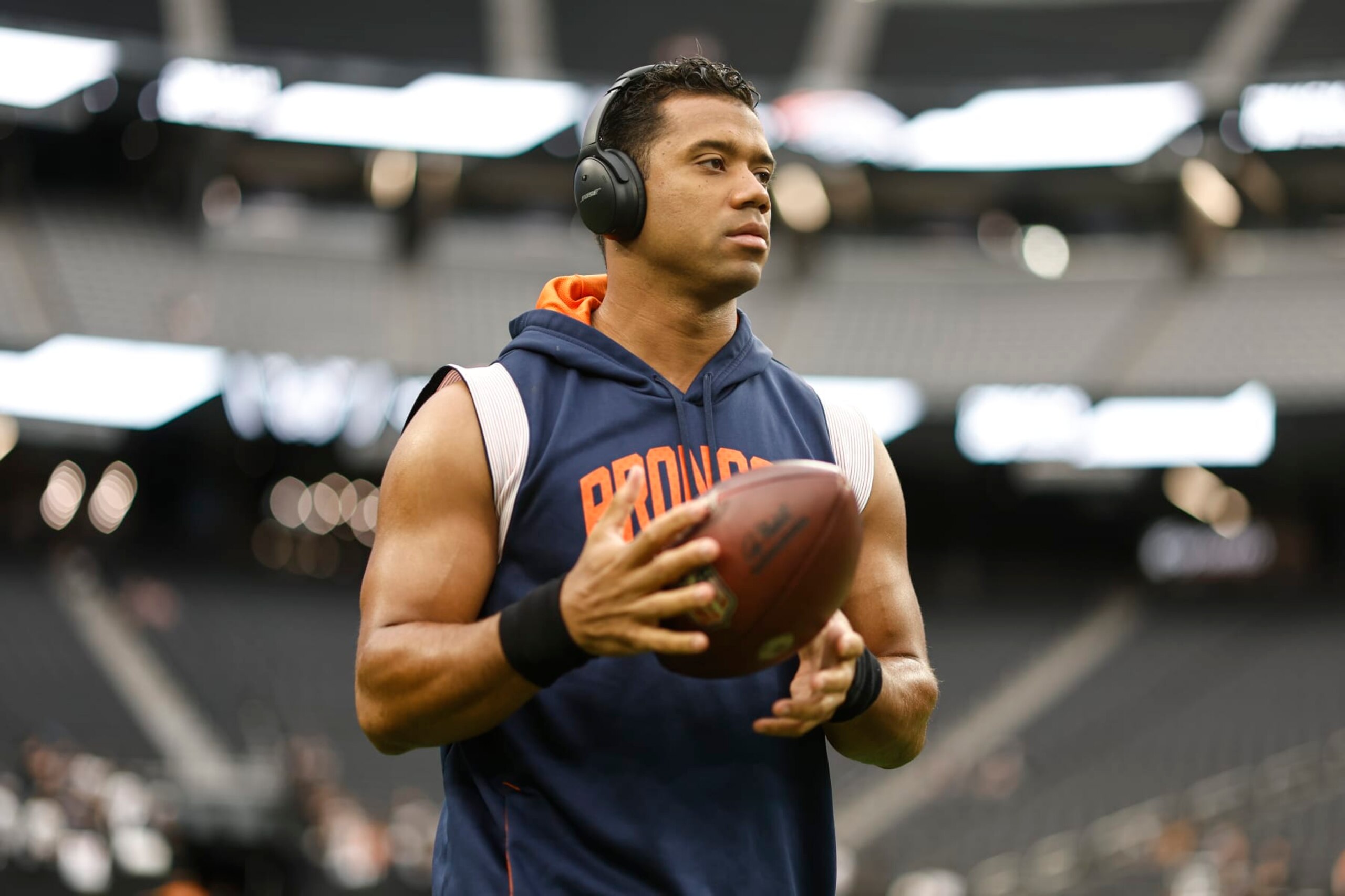LAS VEGAS, NEVADA - OCTOBER 02: Russell Wilson #3 of the Denver Broncos warms up prior to an NFL football game between the Las Vegas Raiders and the Denver Broncos at Allegiant Stadium on October 02, 2022 in Las Vegas, Nevada. (Photo by Michael Owens/Getty Images)