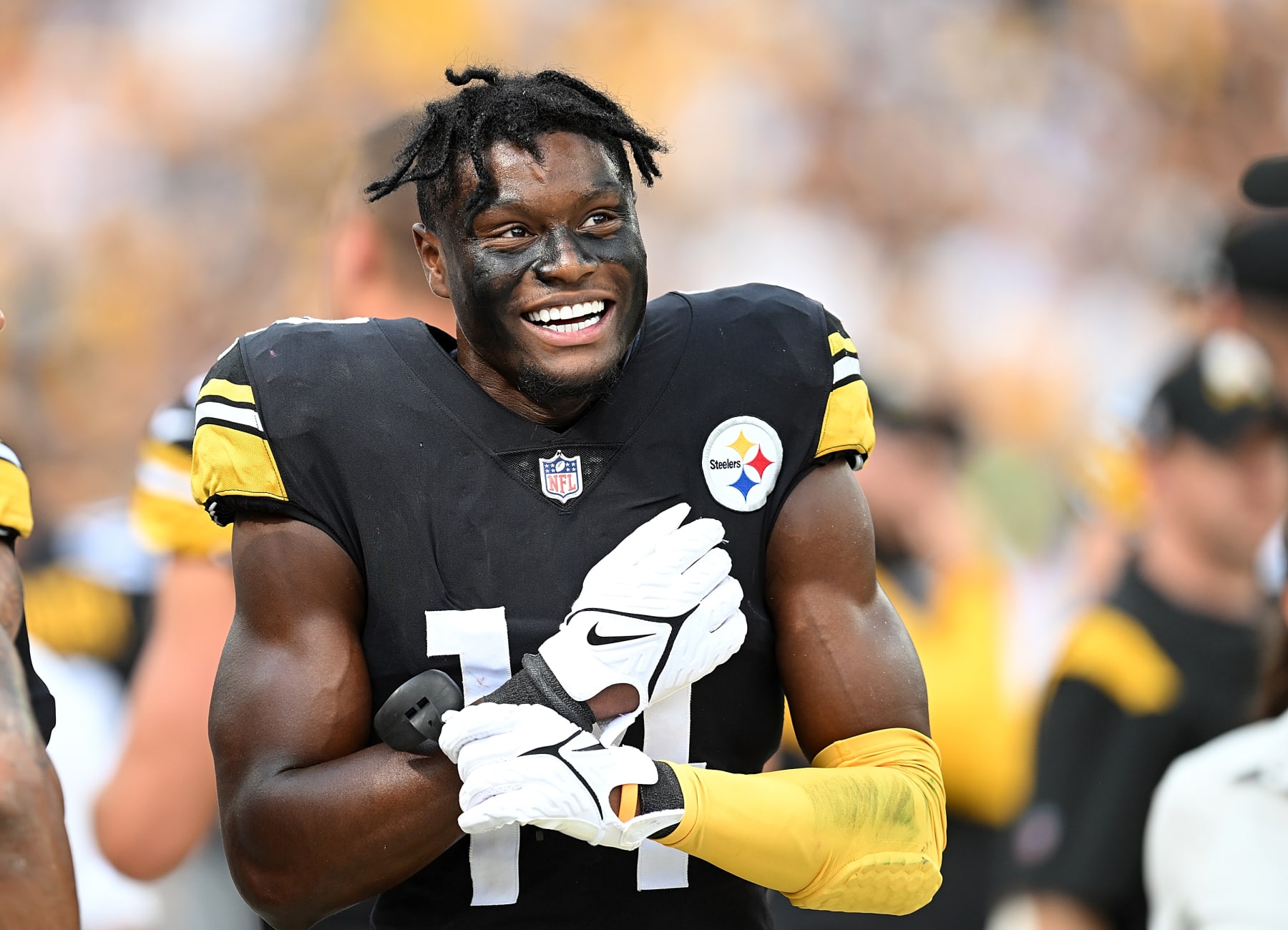 PITTSBURGH, PA - SEPTEMBER 18:  George Pickens #14 of the Pittsburgh Steelers looks on during the game against the  New England Patriots at Acrisure Stadium on September 18, 2022 in Pittsburgh, Pennsylvania. (Photo by Joe Sargent/Getty Images)