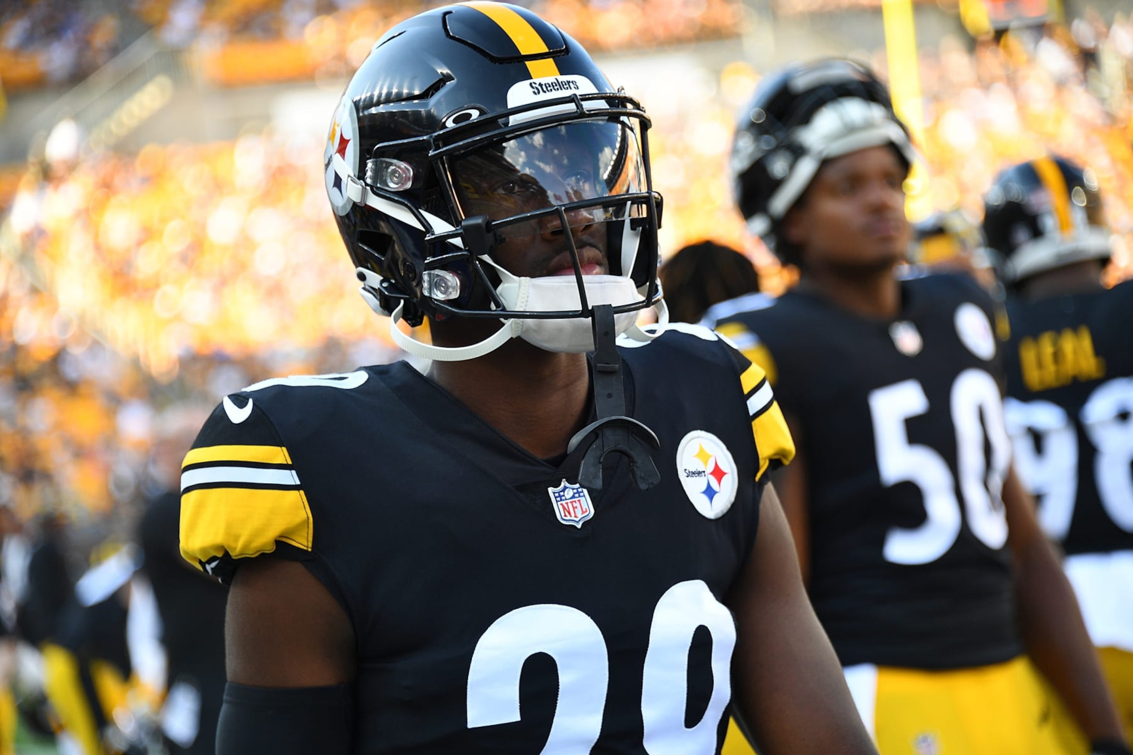 PITTSBURGH, PA - AUGUST 28: Levi Wallace #29 of the Pittsburgh Steelers looks on during the game against the Detroit Lions at Acrisure Stadium on August 28, 2022 in Pittsburgh, Pennsylvania. (Photo by Joe Sargent/Getty Images) PITTSBURGH, PA - AUGUST 28: Levi Wallace #29 of the Pittsburgh Steelers looks on during the game against the Detroit Lions at Acrisure Stadium on August 28, 2022 in Pittsburgh, Pennsylvania. (Photo by Joe Sargent/Getty Images)