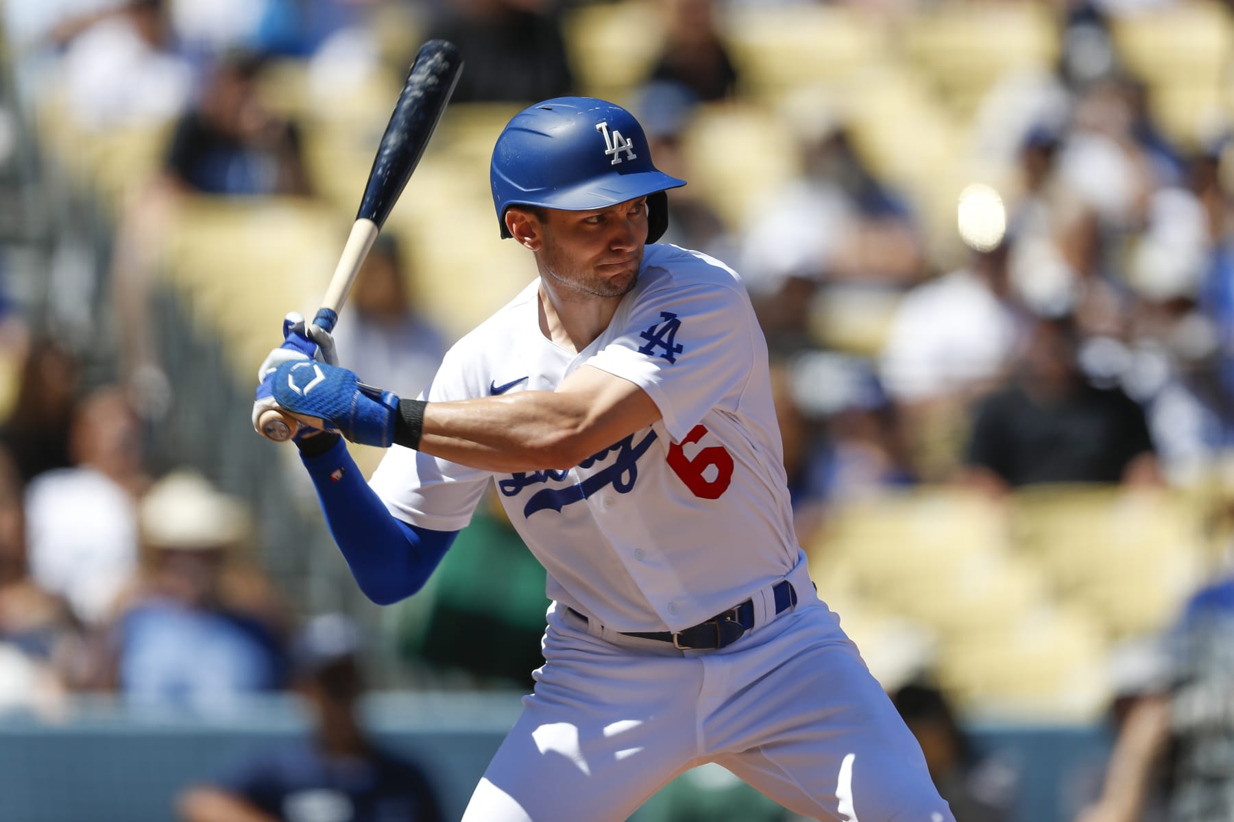 LOS ANGELES, CA - SEPTEMBER 20: Los Angeles Dodgers shortstop Trea Turner (6) bats in the first inning during game 1 of a doubleheader between the Arizona Diamondbacks and Los Angeles Dodgers on September 20, 2022, at Dodger Stadium in Los Angeles, CA. (Photo by Brandon Sloter/Icon Sportswire via Getty Images)
