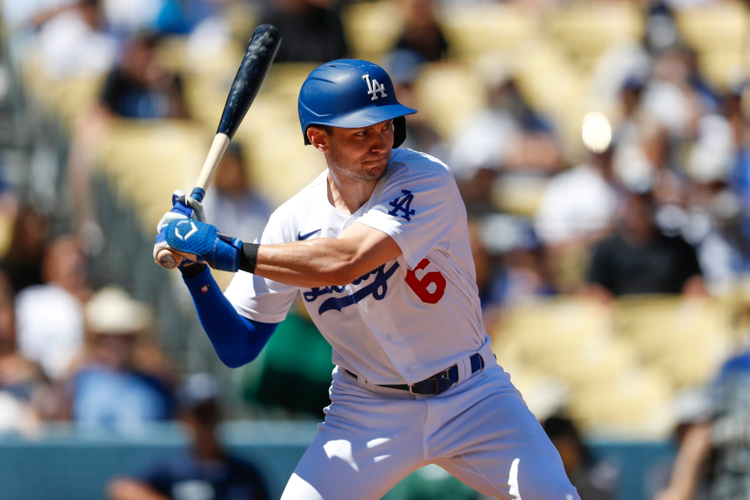 LOS ANGELES, CA - SEPTEMBER 20: Los Angeles Dodgers shortstop Trea Turner (6) bats in the first inning during game 1 of a doubleheader between the Arizona Diamondbacks and Los Angeles Dodgers on September 20, 2022, at Dodger Stadium in Los Angeles, CA. (Photo by Brandon Sloter/Icon Sportswire via Getty Images)