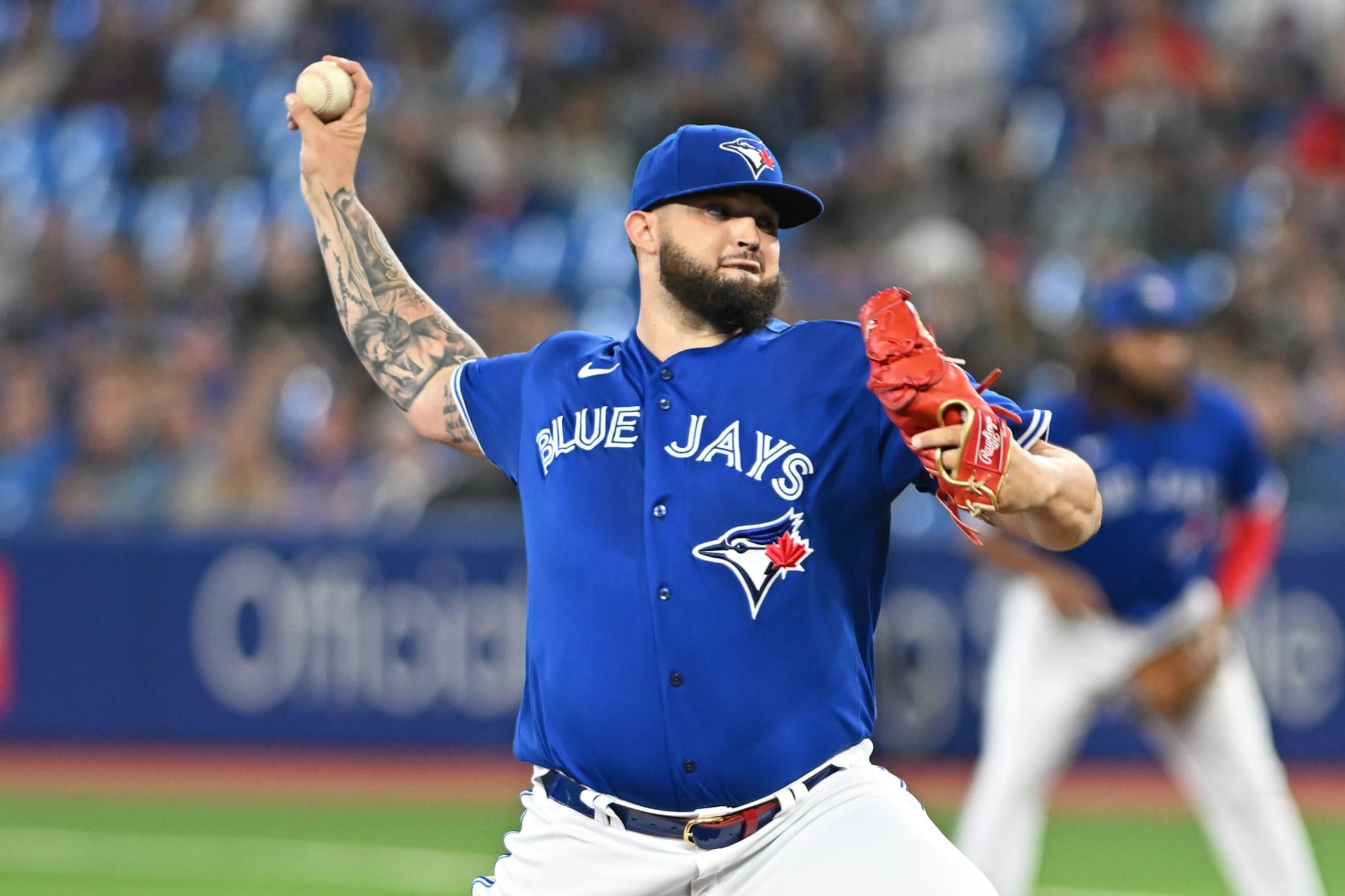 TORONTO, ON - SEPTEMBER 30: Toronto Blue Jays Pitcher Alek Manoah (6) pitches during the regular season MLB game between the Boston Red Sox and Toronto Blue Jays on September 30, 2022 at Rogers Centre in Toronto, ON. (Photo by Gerry Angus/Icon Sportswire via Getty Images) TORONTO, ON - SEPTEMBER 30: Toronto Blue Jays Pitcher Alek Manoah (6) pitches during the regular season MLB game between the Boston Red Sox and Toronto Blue Jays on September 30, 2022 at Rogers Centre in Toronto, ON. (Photo by Gerry Angus/Icon Sportswire via Getty Images)