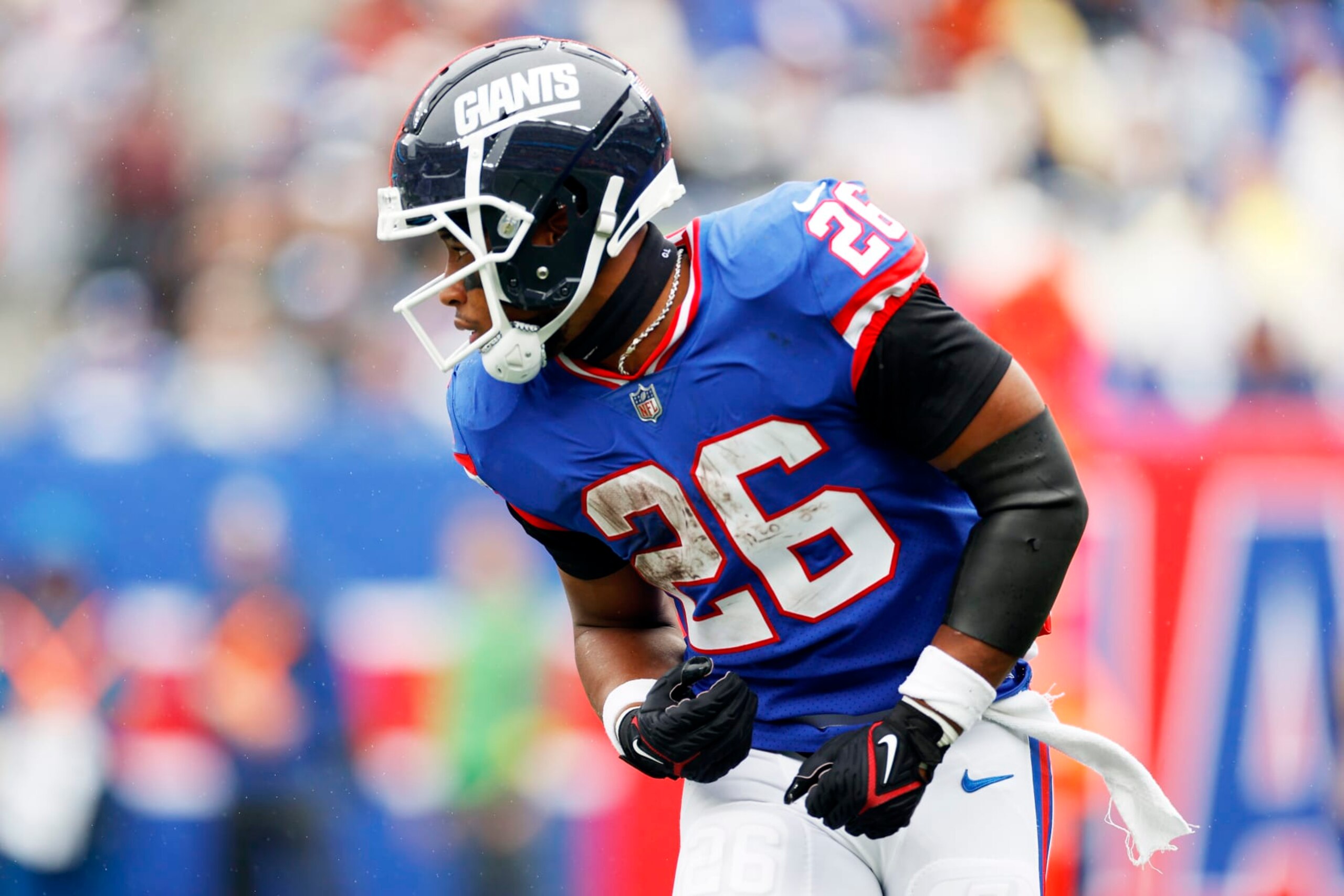 EAST RUTHERFORD, NEW JERSEY - OCTOBER 02: Saquon Barkley #26 of the New York Giants looks on during the game against the Chicago Bears at MetLife Stadium on October 02, 2022 in East Rutherford, New Jersey. (Photo by Sarah Stier/Getty Images)