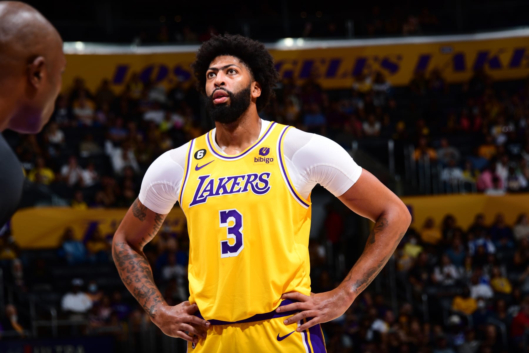 LOS ANGELES, CA - OCTOBER 3: Anthony Davis #3 of the Los Angeles Lakers looks on during a preseason game against the Sacramento Kings on October 3, 2022 at Crypto.com Arena in Los Angeles, California. NOTE TO USER: User expressly acknowledges and agrees that, by downloading and/or using this Photograph, user is consenting to the terms and conditions of the Getty Images License Agreement. Mandatory Copyright Notice: Copyright 2022 NBAE (Photo by Adam Pantozzi/NBAE via Getty Images)