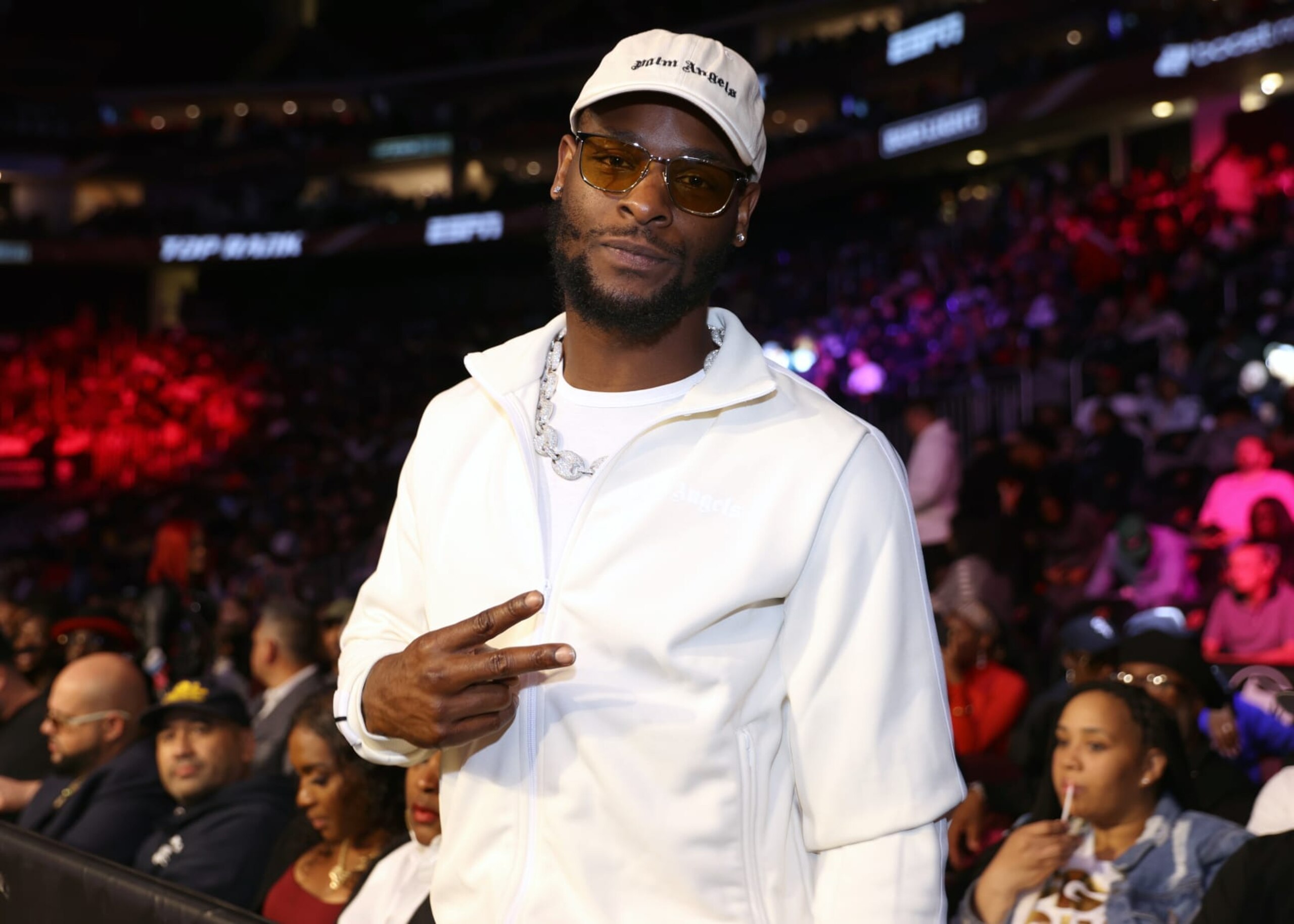 NEWARK, NEW JERSEY - SEPTEMBER 23: Le'veon Bell attends the Shakur Stevenson vs Robson Conceição fight night for the WBC and WBO junior lightweight championship at Prudential Center on September 23, 2023 in Newark, New Jersey. (Photo by Mikey Williams/Top Rank Inc via Getty Images)
