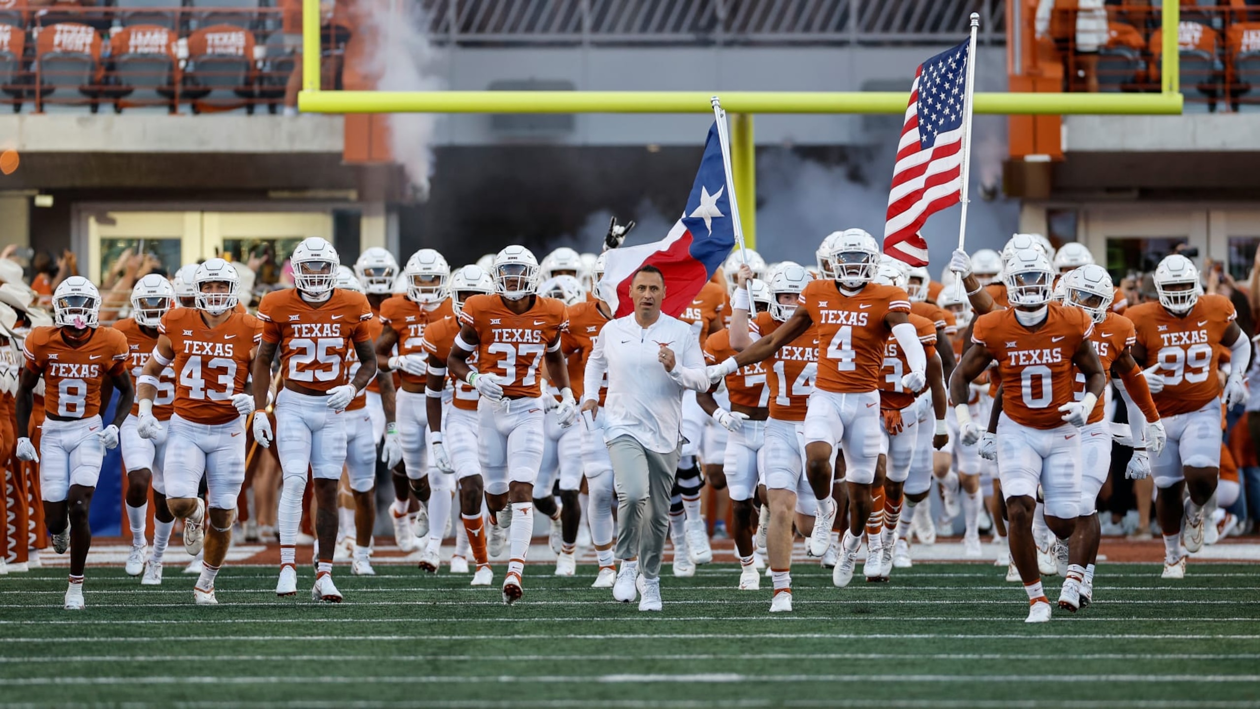 AUSTIN, TEXAS - OCTOBER 01: The Texas Longhorns take the field before the game against the West Virginia Mountaineers at Darrell K Royal-Texas Memorial Stadium on October 01, 2022 in Austin, Texas. (Photo by Tim Warner/Getty Images)