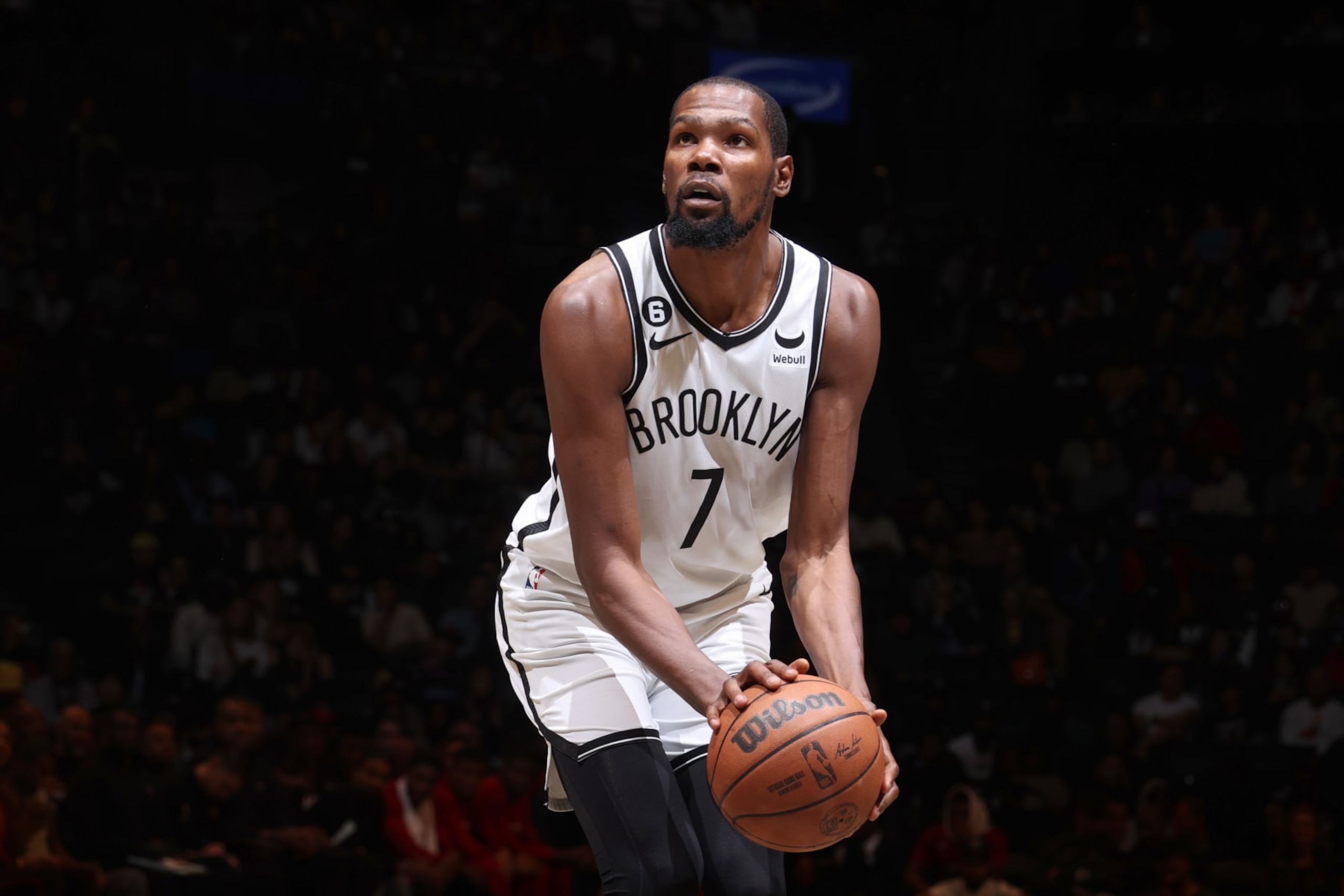 BROOKLYN, NY - OCTOBER 6: Kevin Durant #7 of the Brooklyn Nets handles the ball during the game against the Miami Heat on October 6, 2022 at Barclays Center in Brooklyn, New York. NOTE TO USER: User expressly acknowledges and agrees that, by downloading and or using this Photograph, user is consenting to the terms and conditions of the Getty Images License Agreement. Mandatory Copyright Notice: Copyright 2022 NBAE (Photo by Nathaniel S. Butler/NBAE via Getty Images)