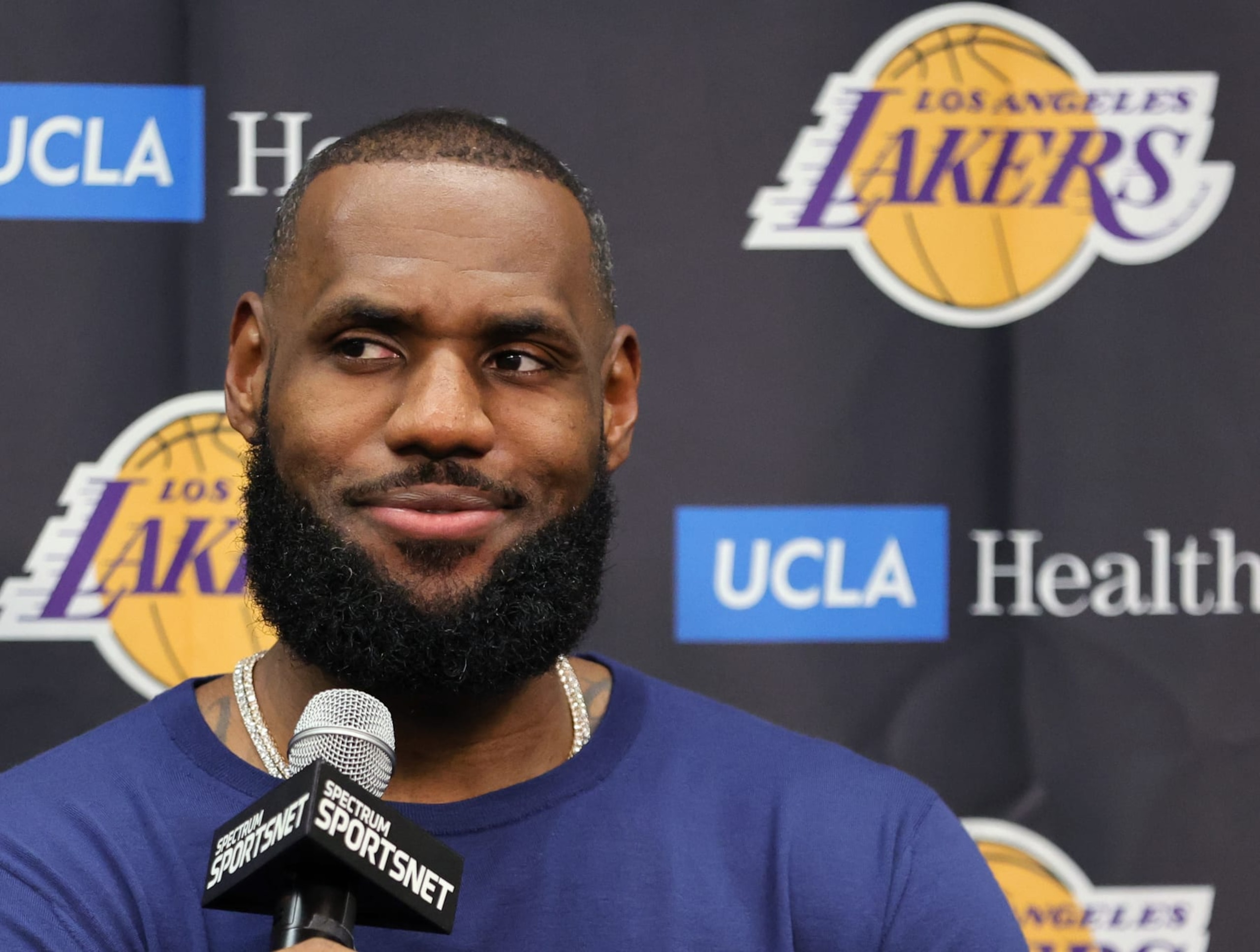 LAS VEGAS, NEVADA - OCTOBER 05: LeBron James #6 of the Los Angeles Lakers smiles during a news conference after a preseason game against the Phoenix Suns at T-Mobile Arena on October 05, 2022 in Las Vegas, Nevada. The Suns defeated the Lakers 119-115. NOTE TO USER: User expressly acknowledges and agrees that, by downloading and or using this photograph, User is consenting to the terms and conditions of the Getty Images License Agreement. (Photo by Ethan Miller/Getty Images)